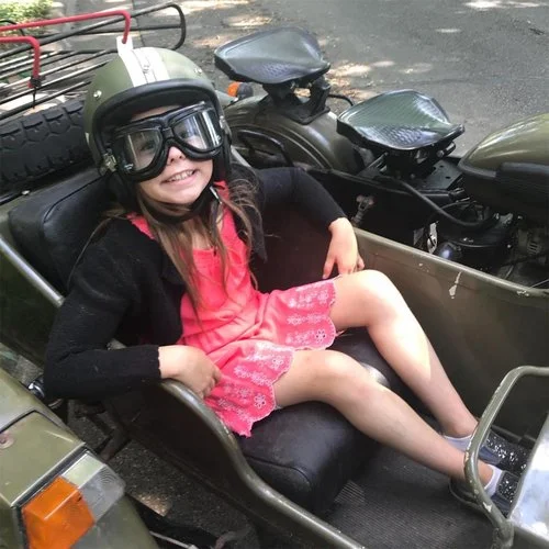 Kids+Love+Ural+Sidecar+Motorcycles.jpeg