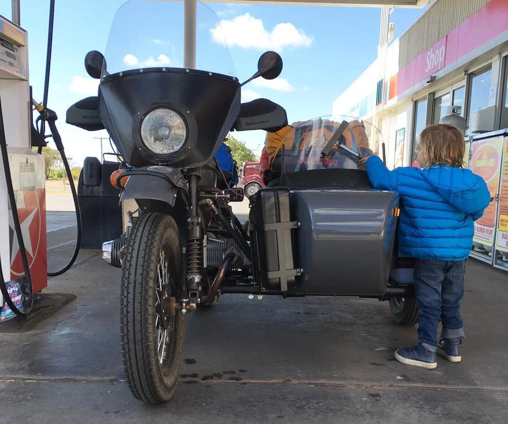 motonomadic-ural-sidecar-petrol.jpg