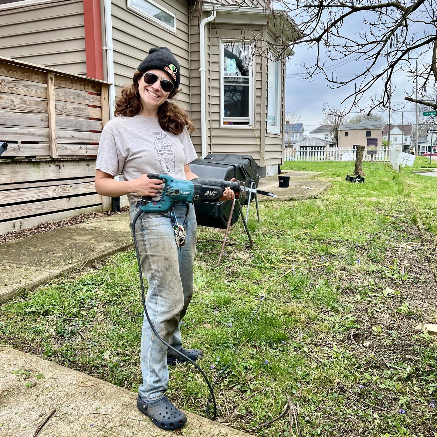 Happy Birthday shoutout to Sarah, our fantastic Garden Guru! 

Your green magic has turned our garden into a paradise. We can't wait for everyone to witness the beautiful garden you've cultivated this spring! 

Here's to Sarah, the mastermind behind 