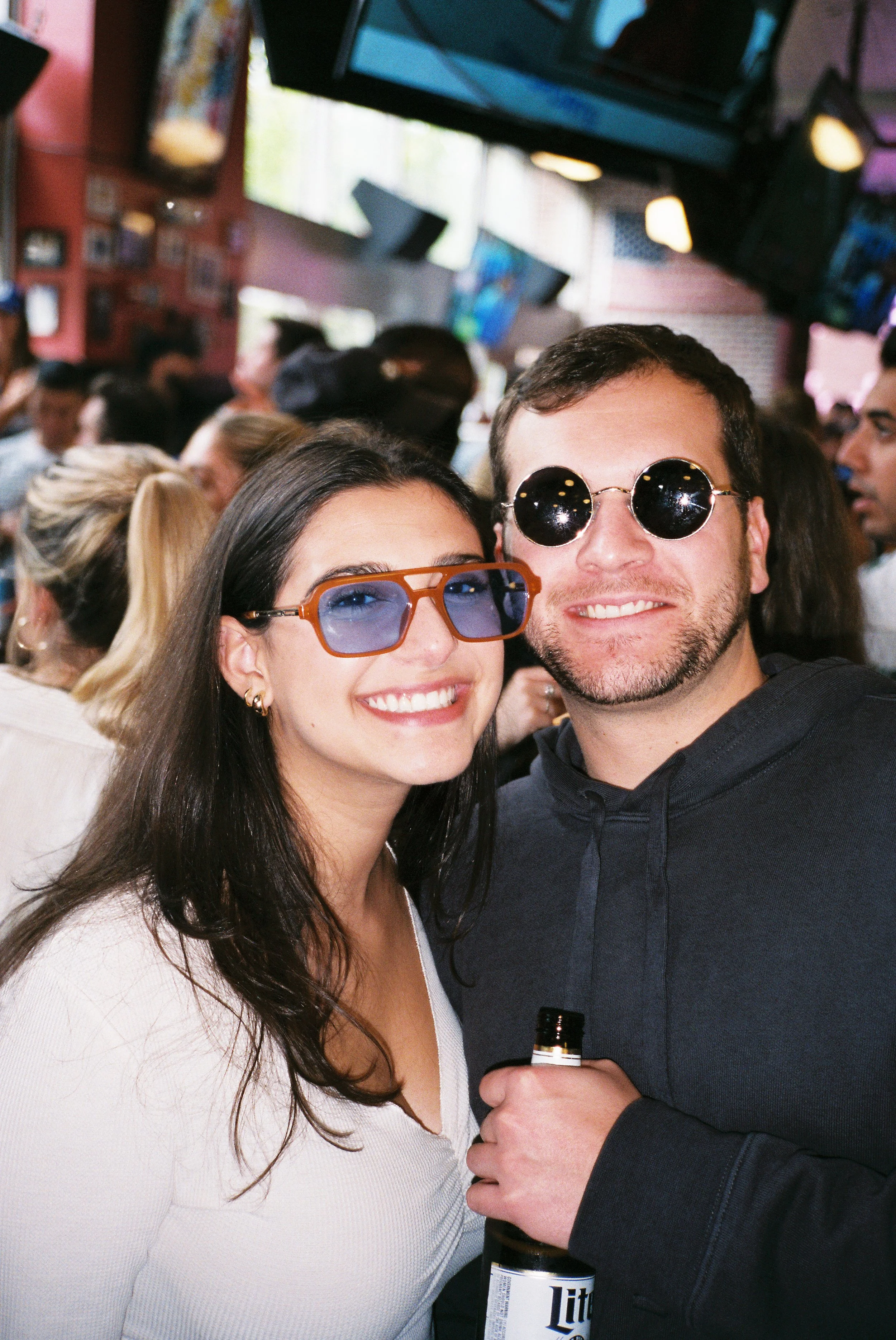 0520intind001913-R1-015-6.jpg