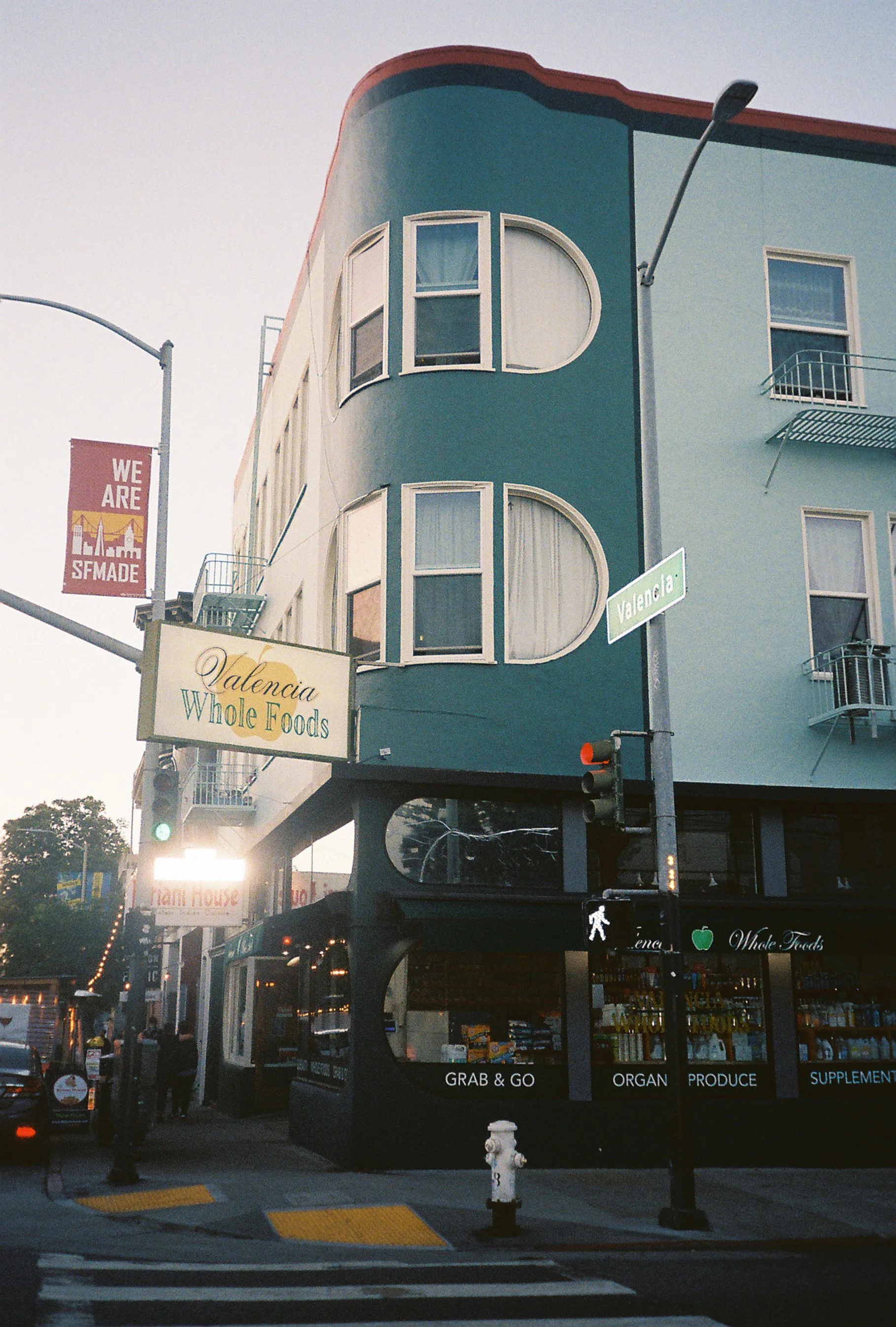 9735Intind002932-R1-042-19A.jpg