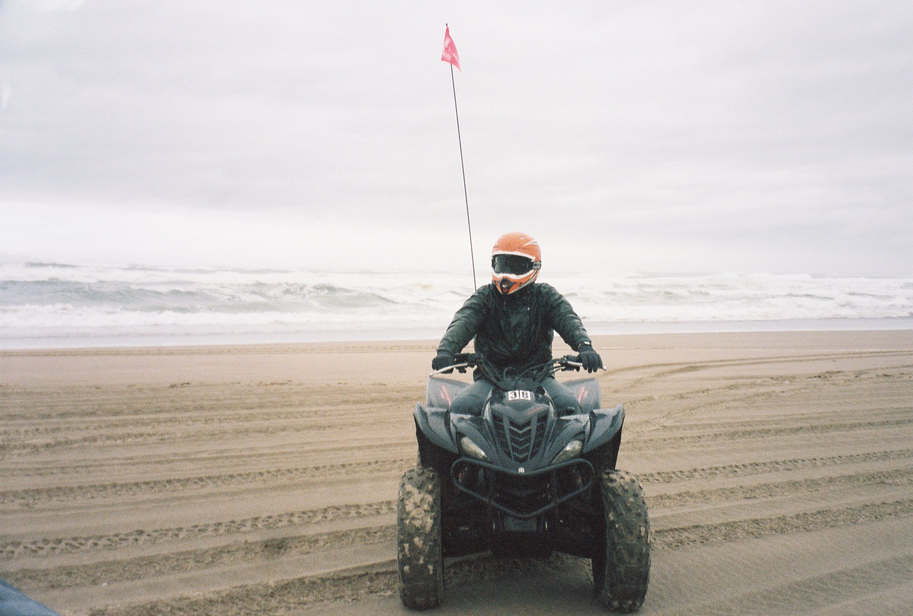 9735Intind002935-R1-013-5.jpg