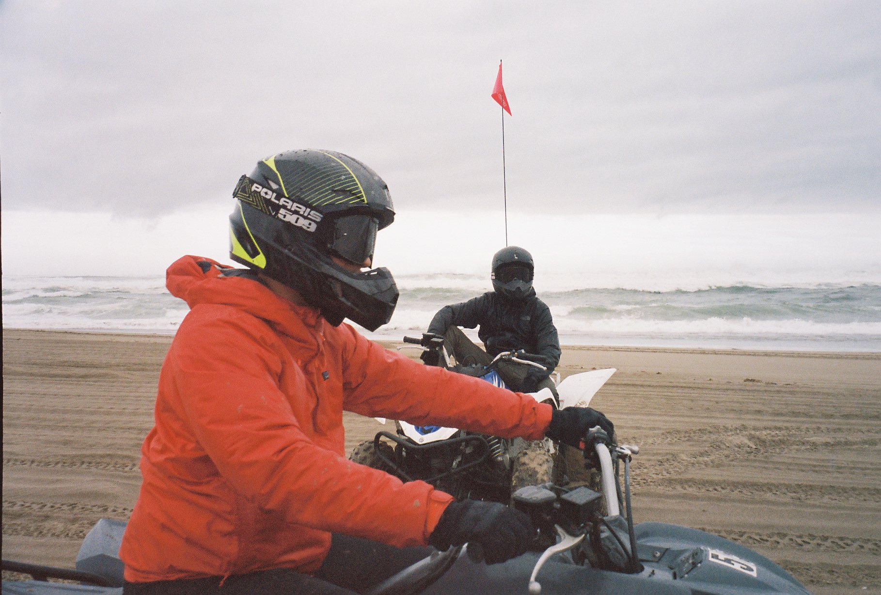 9735Intind002935-R1-015-6.jpg
