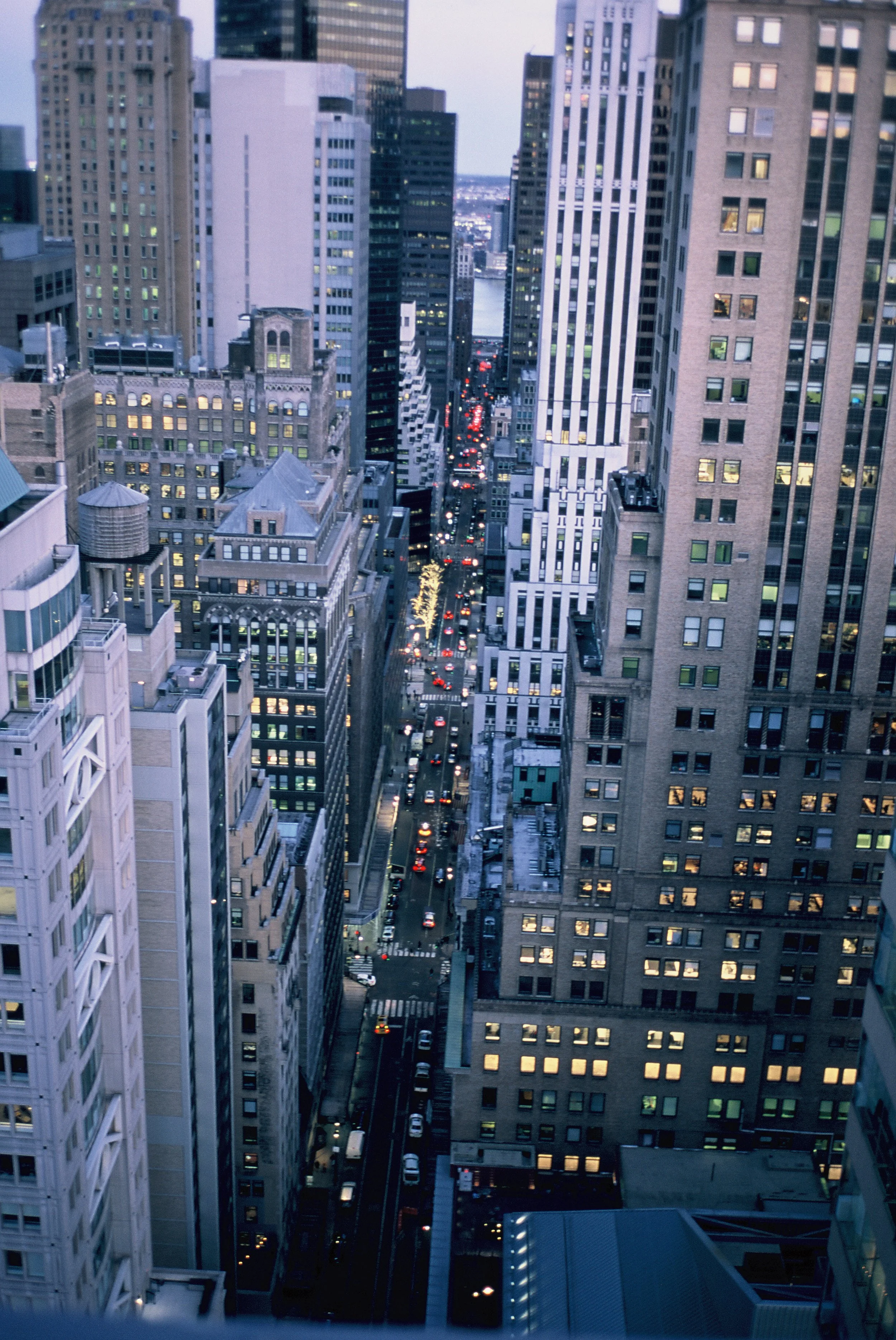 9847intind003021-R1-E023.jpg