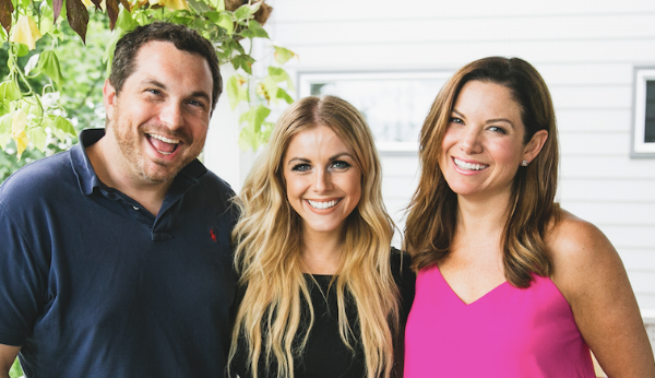 Lindsay Ell Tight smiling.png