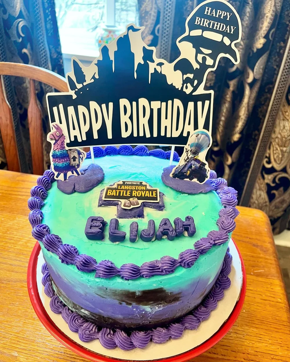 Fortnite Cake.jpeg