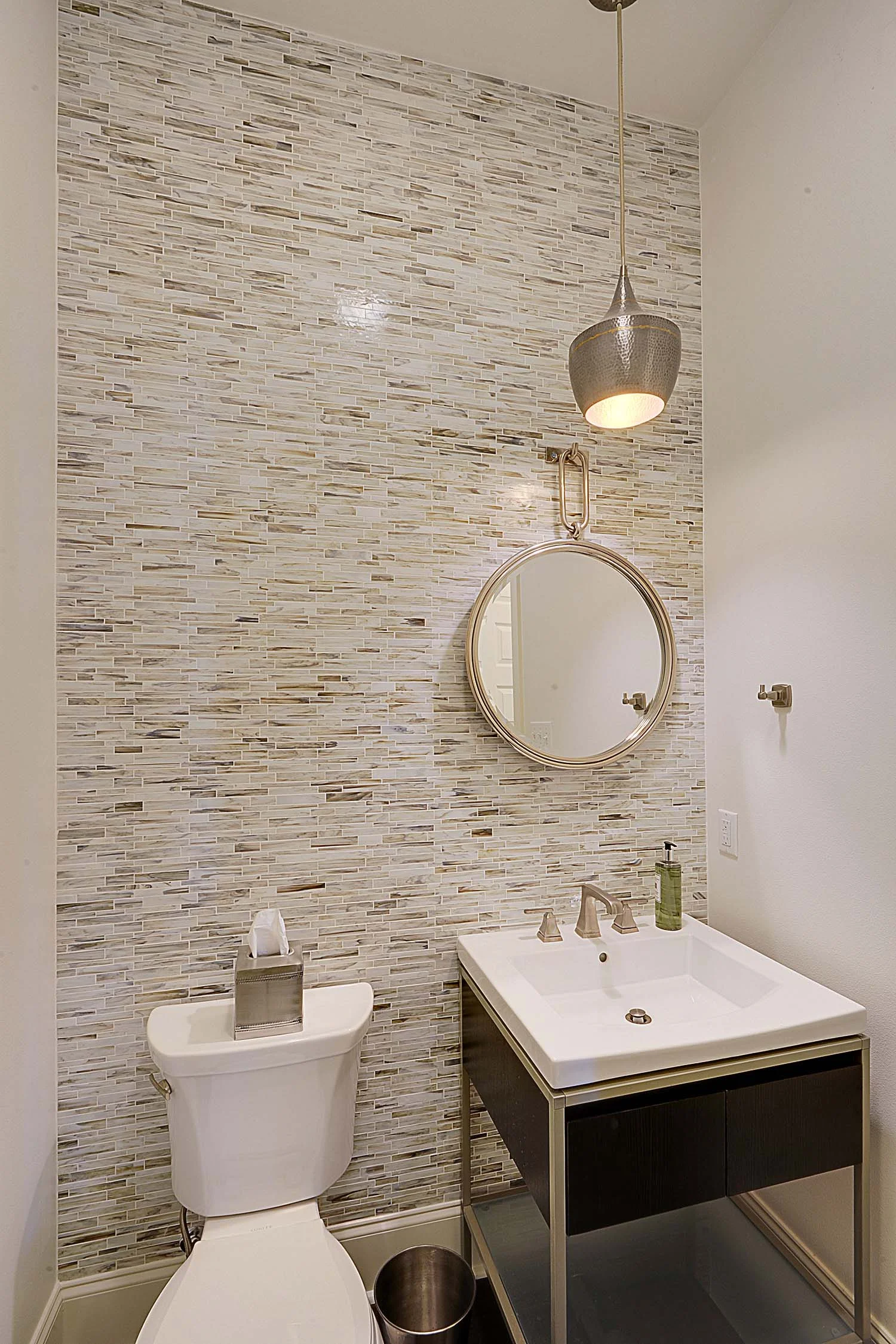 013.jpg