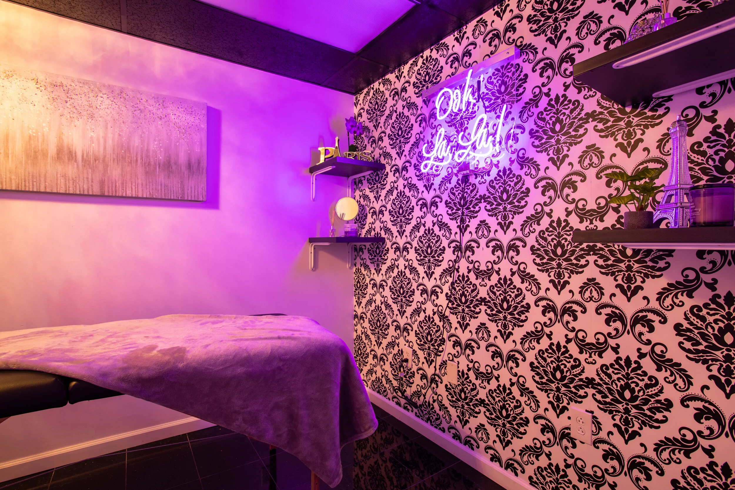 La La's Salon 028.JPEG