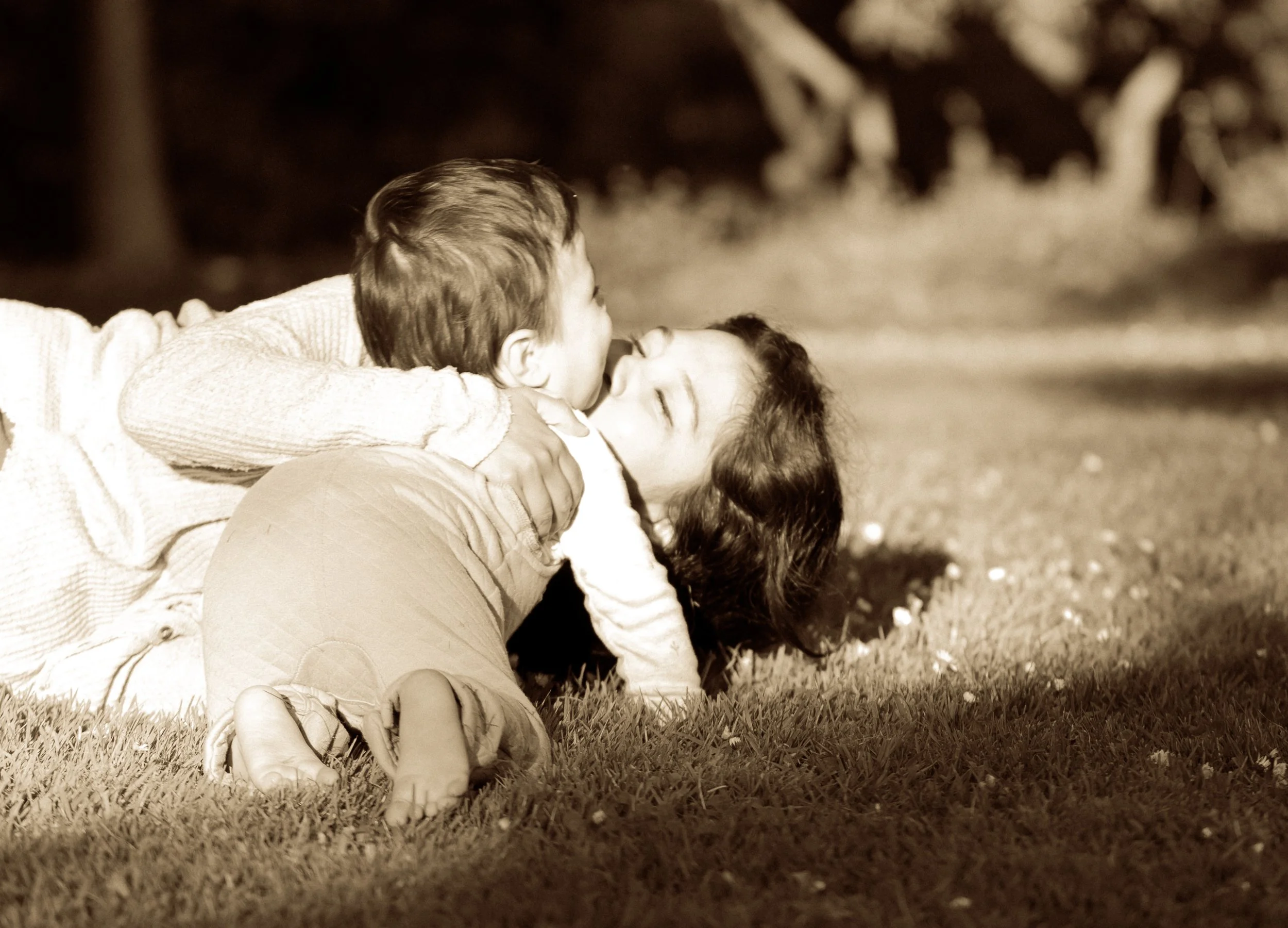 A lovely moment captured by Vancouver photographer