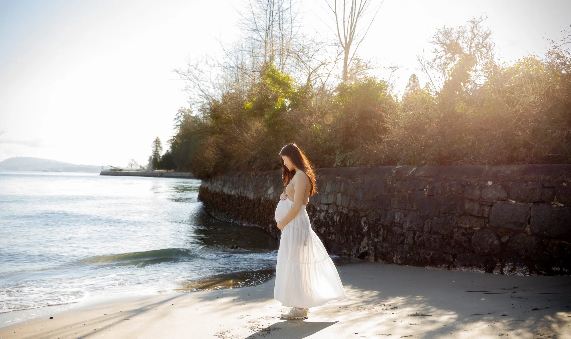 Outdoor Maternity Photography in Vancouver | Stanley Park Maternity Session