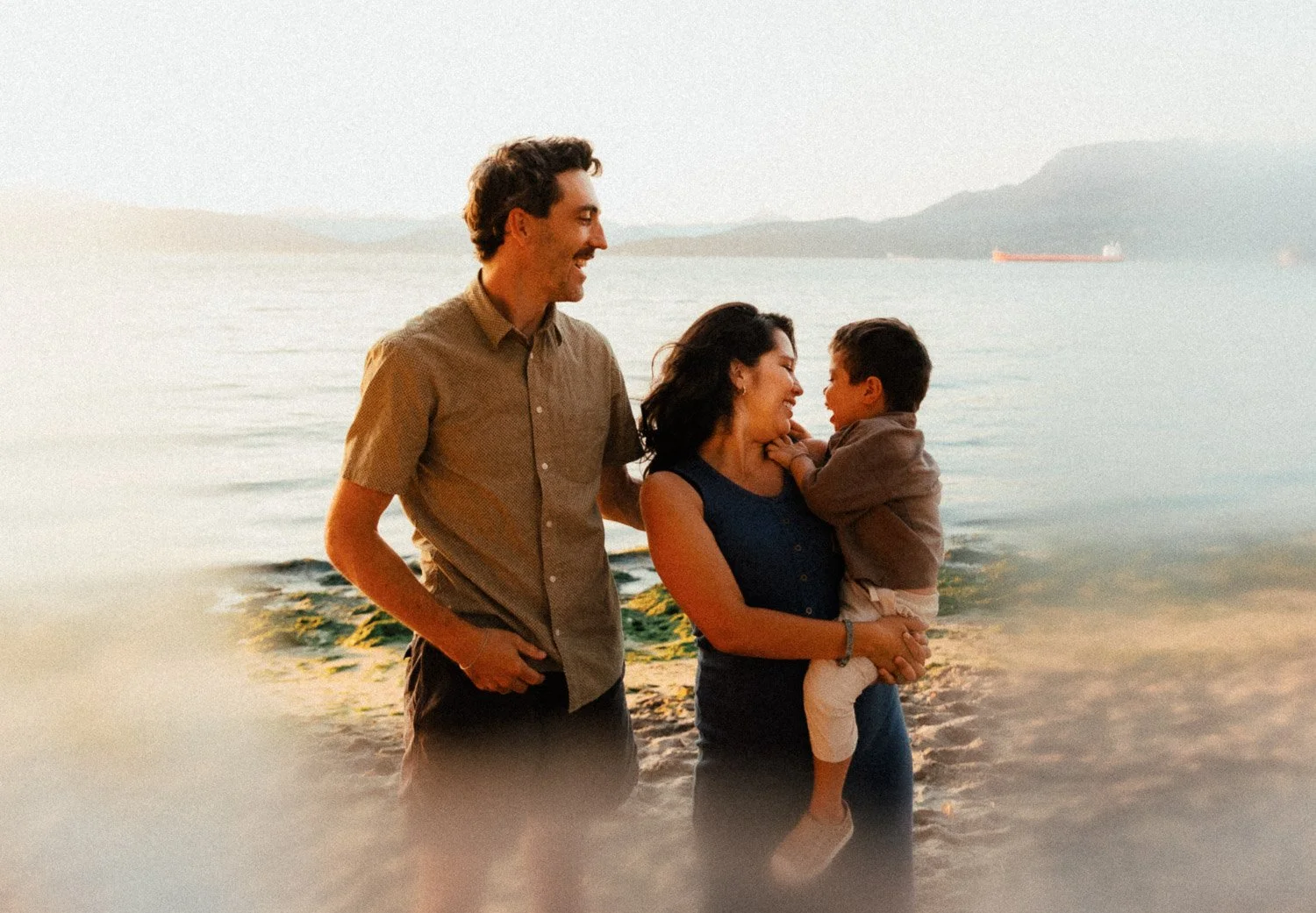 Golden hour family photography Vancouver, natural light portrait