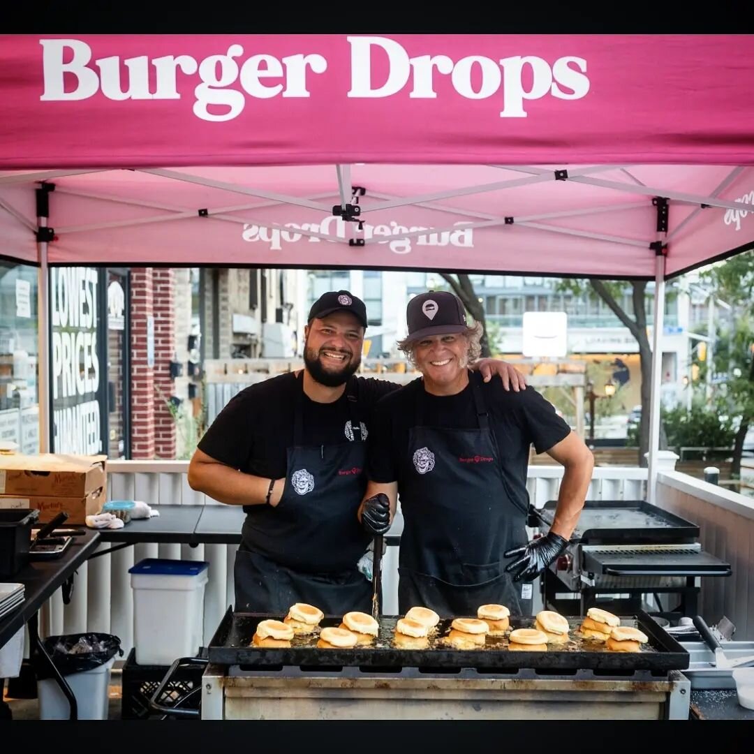 THANK YOU TORONTO!! So great to be back in Canada again, TOO DAMN LONG since our 2019 visit. ENORMOUS gratitude and thanks go to Chef Greg Bourolias, Kat, Dee and the team at @burgerdrops for pulling off 2 very smooth, awesome events. The first time 