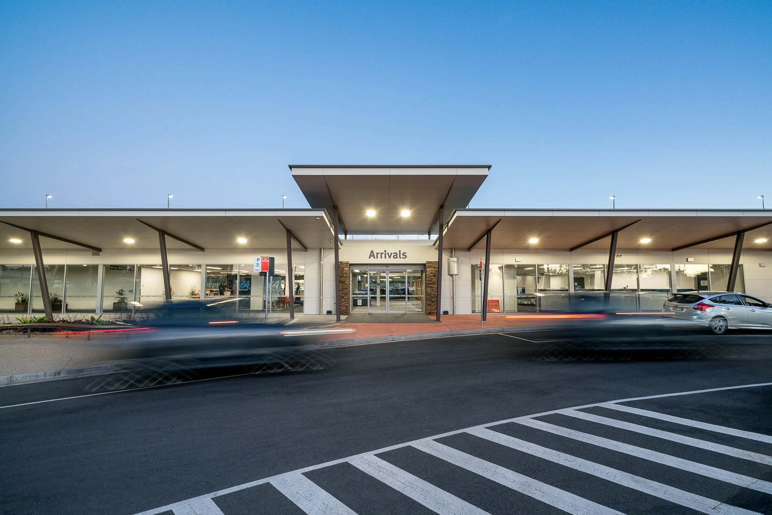  A combination of commercial photography for Albury Airport’s new website and architectural images and video to showcase the recent expansion project designed by Canberra architect Clarke Keller and constructed by Southern Cross Developers.    