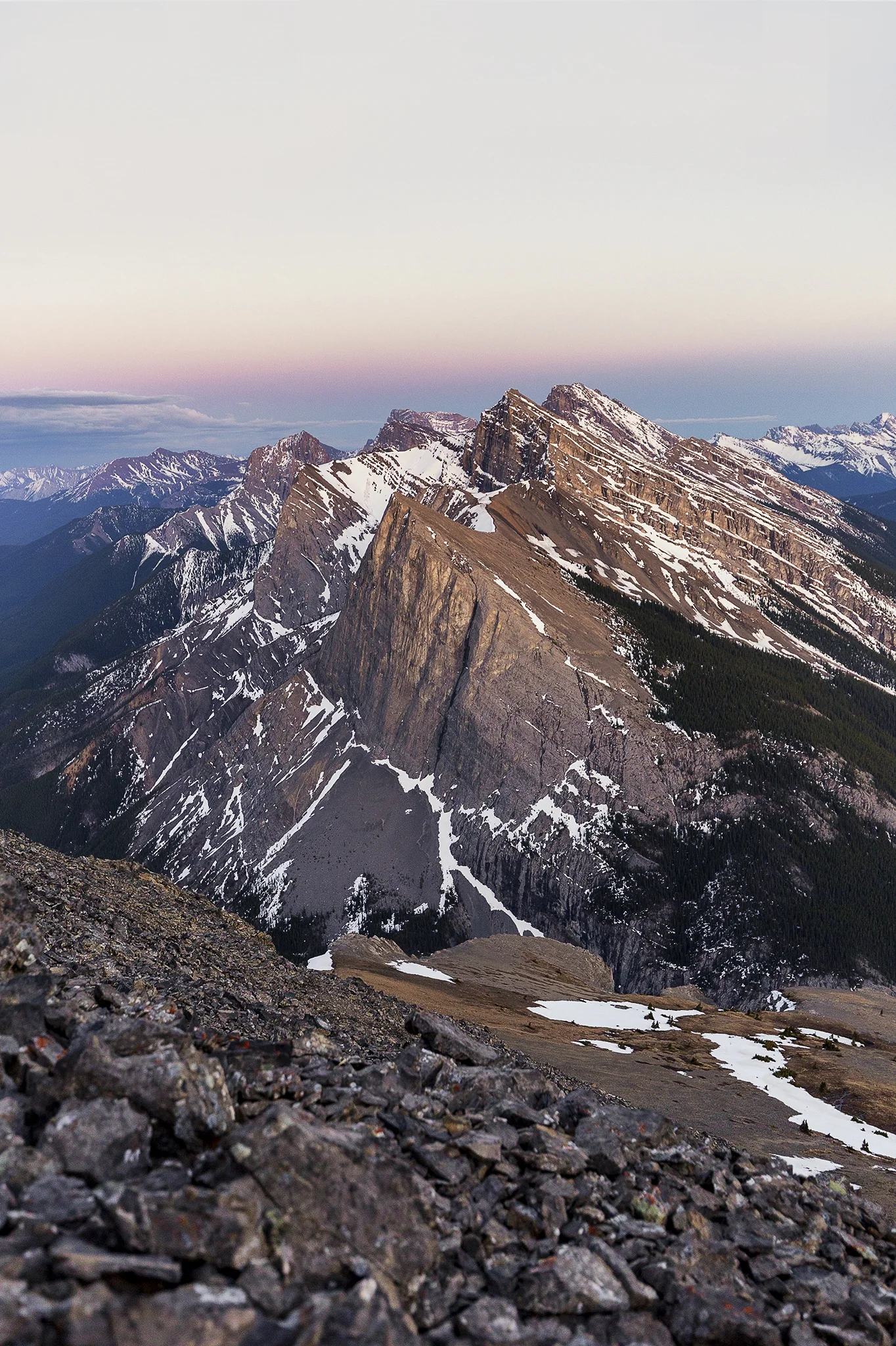 The sunsets over the Ha-Ling Ridge Line