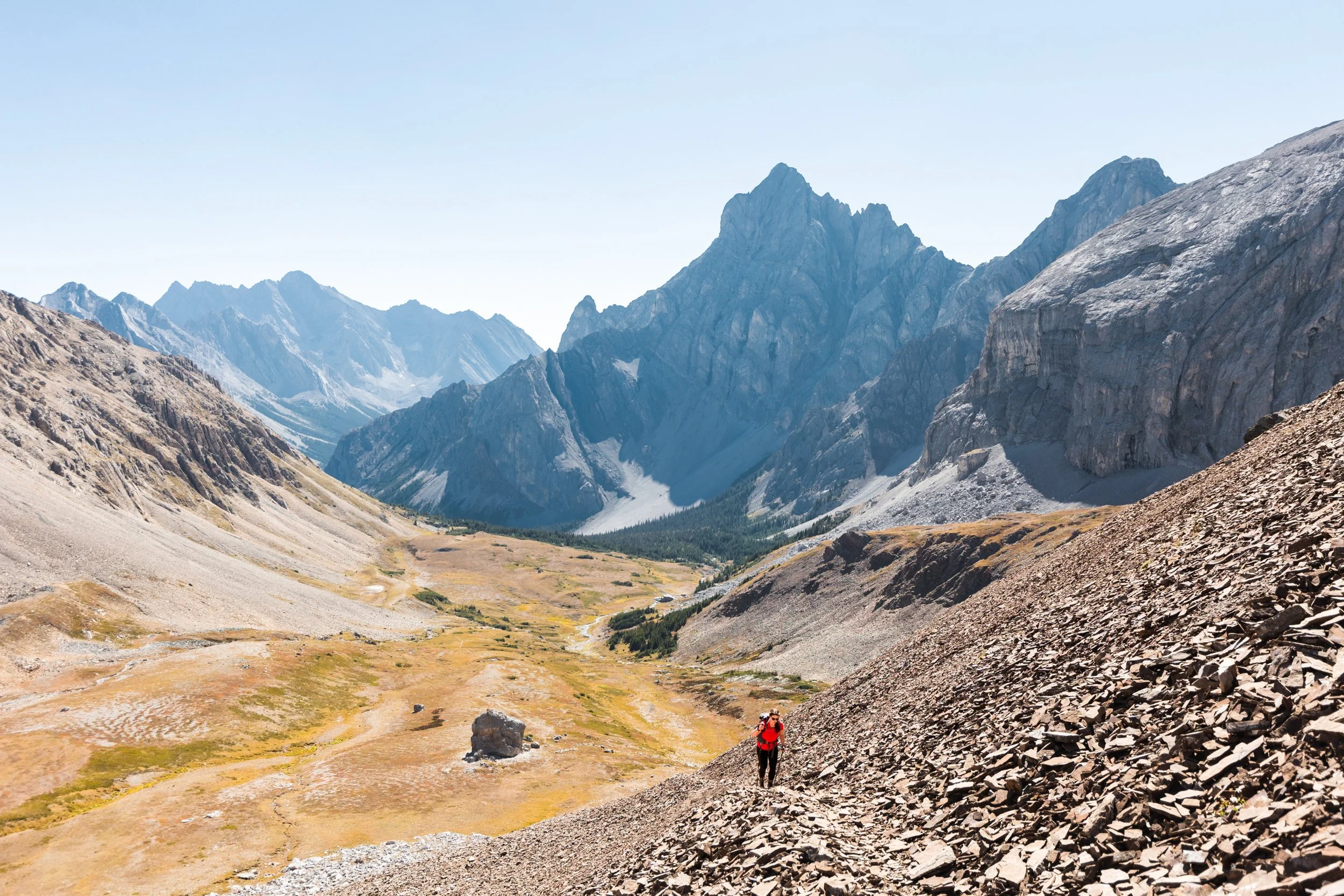 hiking up pipers pass