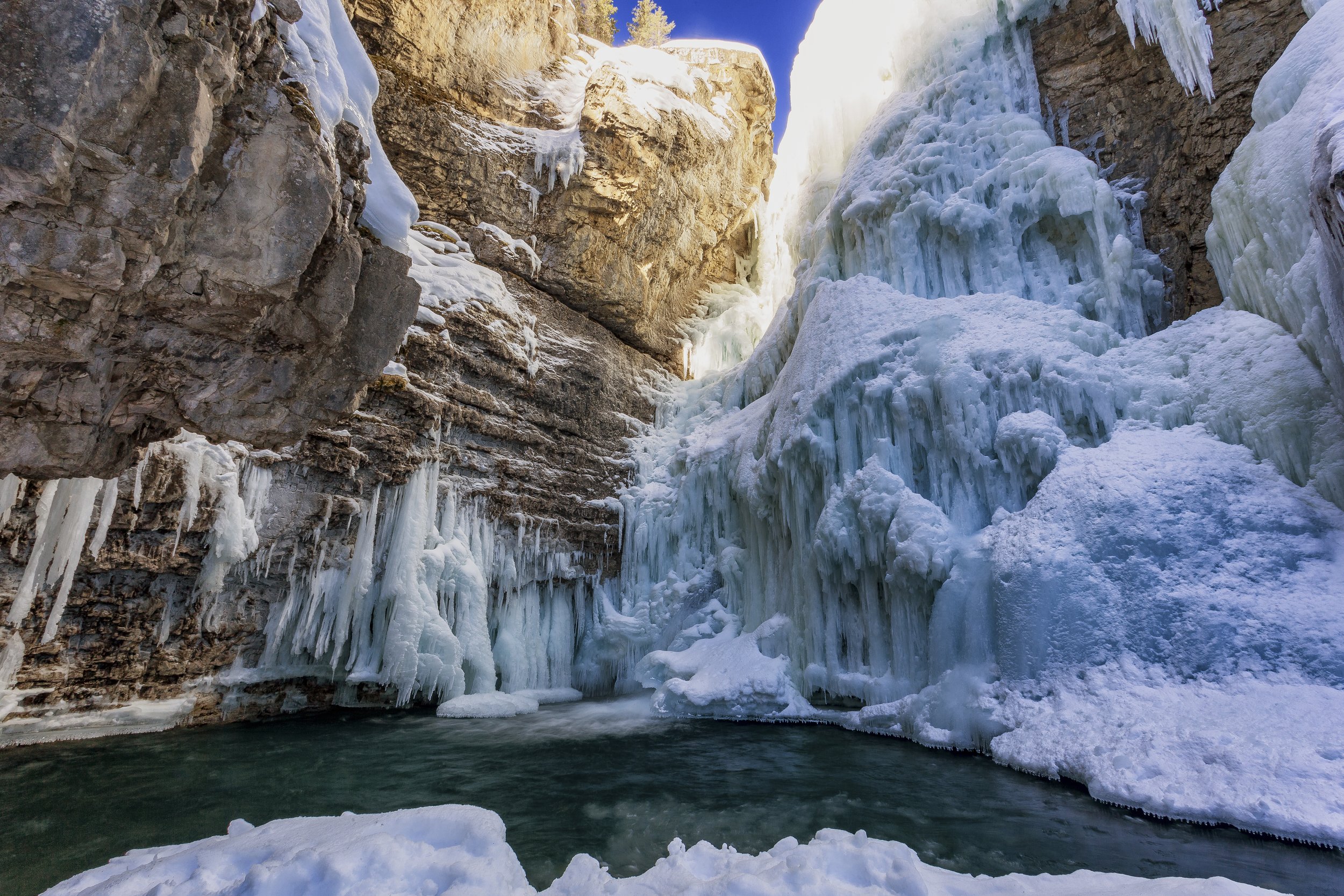 Upper falls at Johnston Canyon