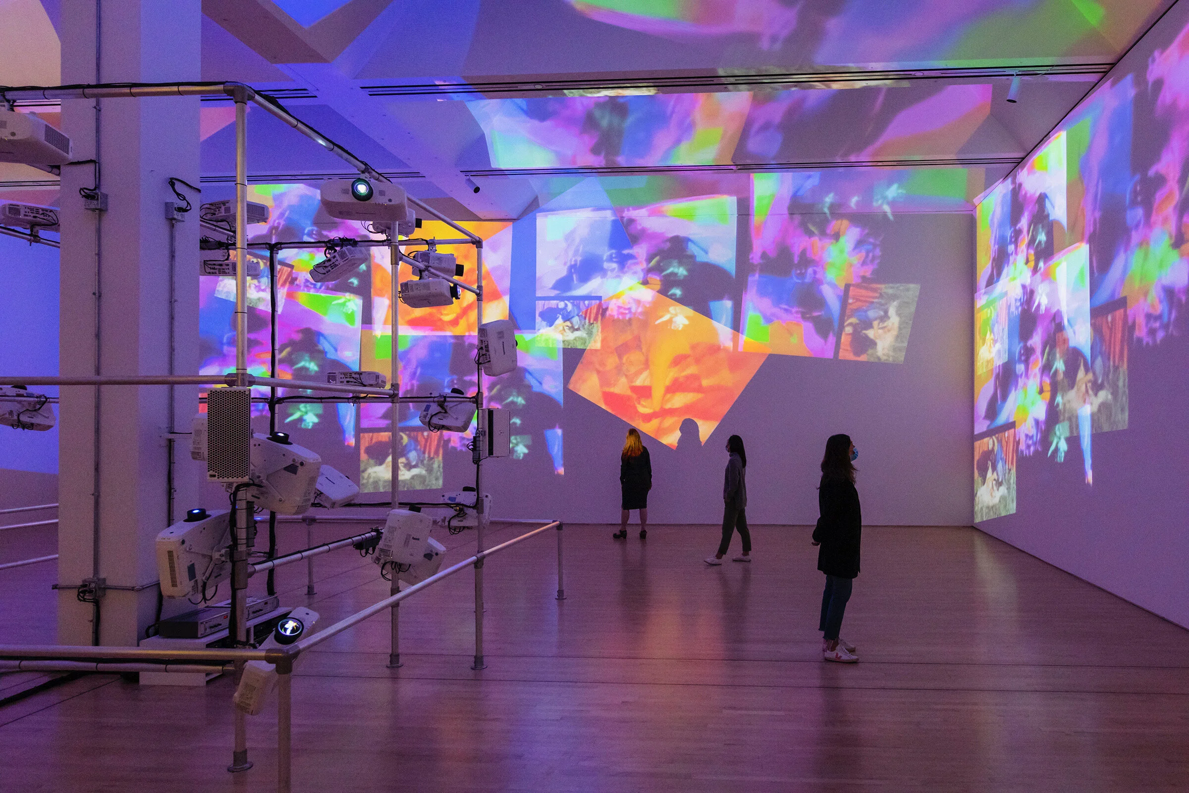 135_SFMOMA042121_NamJunePaik_ALo.jpeg