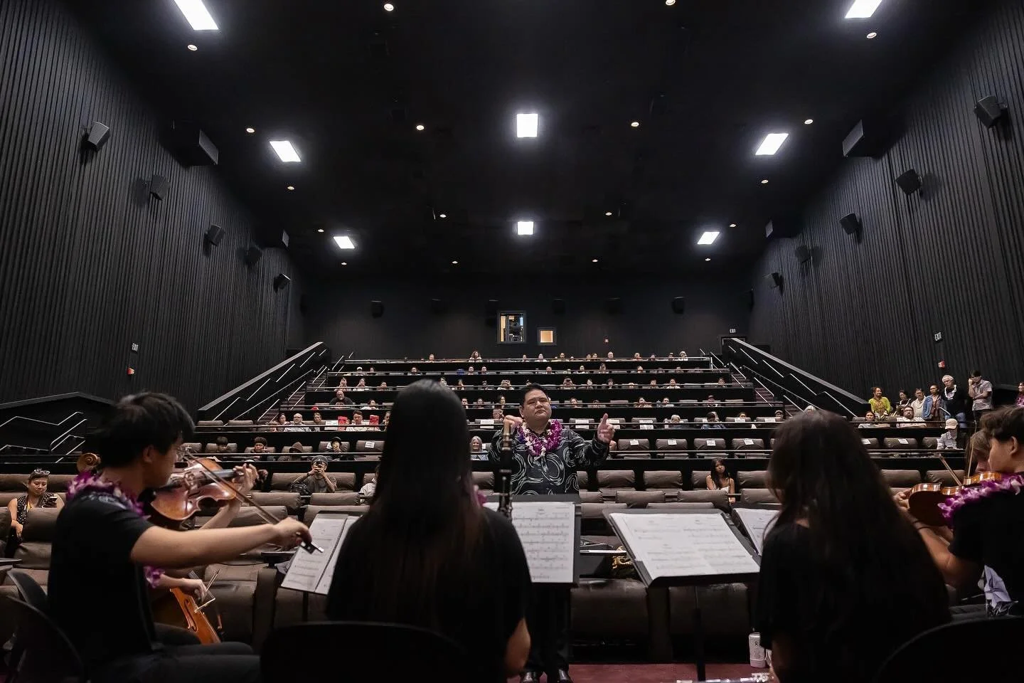 What a night @ohinashowcase @consolidatedhi Ward.  In a very special event, the @hiyouthsymphony partnered up with @wearehpr and @ohinashowcase for a live performance, panels, a BTS film on the making of the @the_arrangements808 soundtrack, and a scr