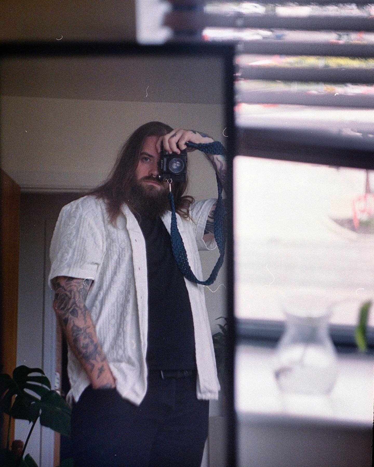 Sunday Selfies 

📷 Zenit 11 
🎞️ Portra 400

.
.
.
.
.
.
.

#filmisnotdead #filmisalive #dublin  #irish #ireland #analogphotography
#analogfilm  #analogshootersireland
#thedaily35mm #35mm #dublinstreets 
#buymorefilm #ATGfilmclub
#filmshooterscollec