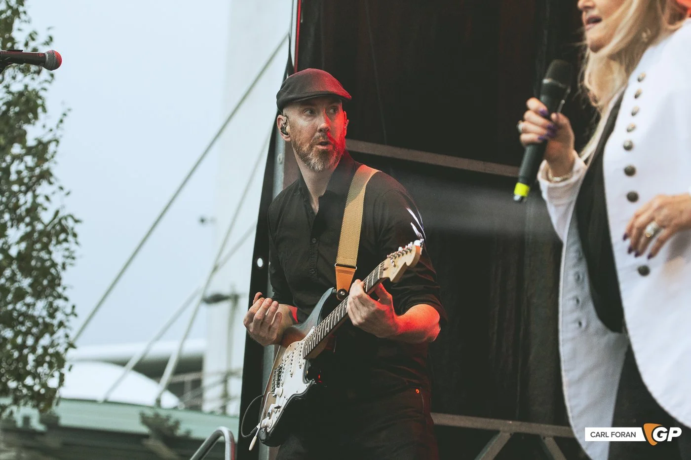 Bonnie Tyler Leopardstown racecourse -10.jpg