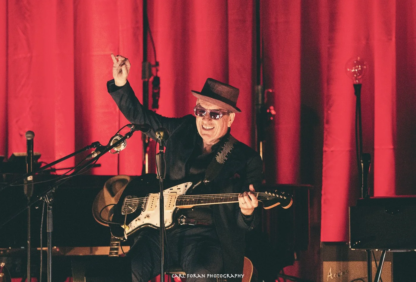 Elvise Costello-16.jpg