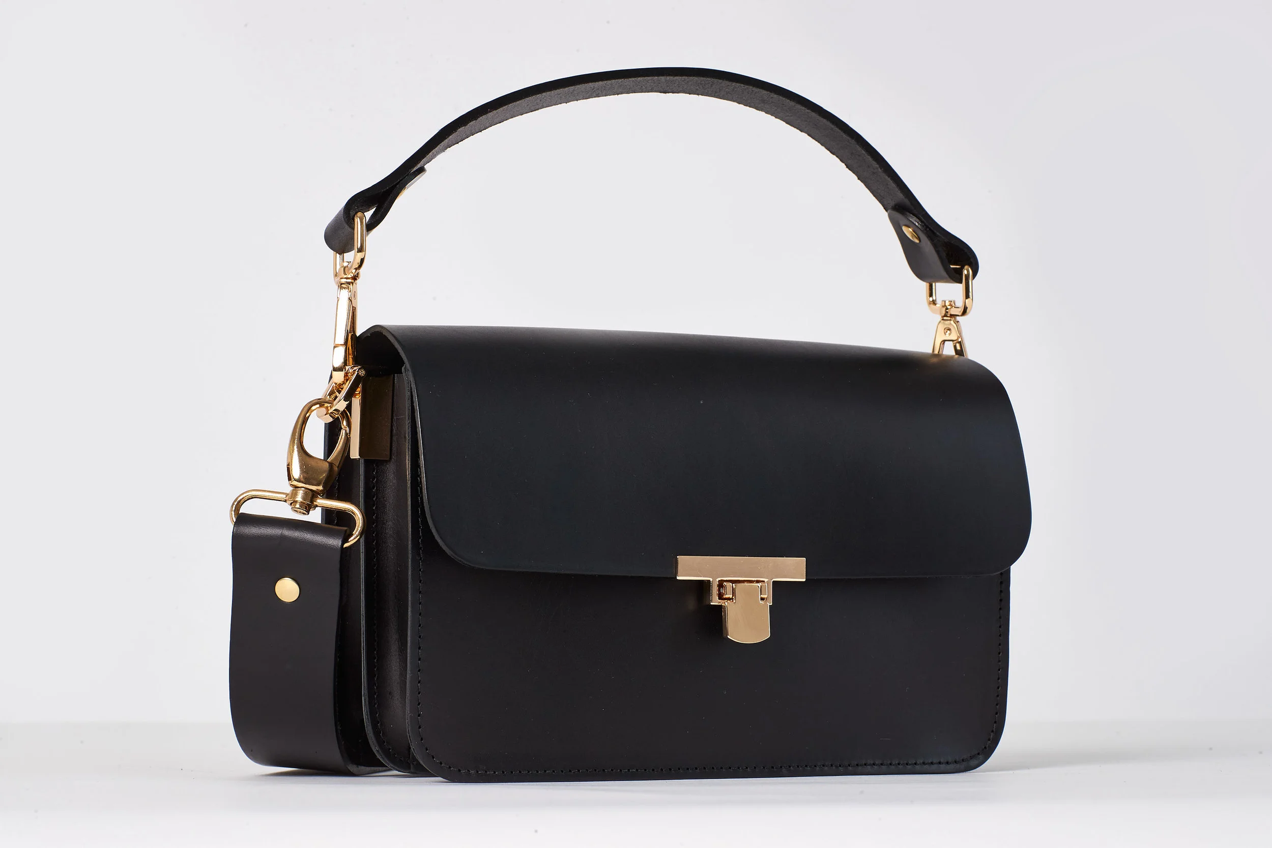 20190213_Carloe_London_NewStrap_2175_web.jpg