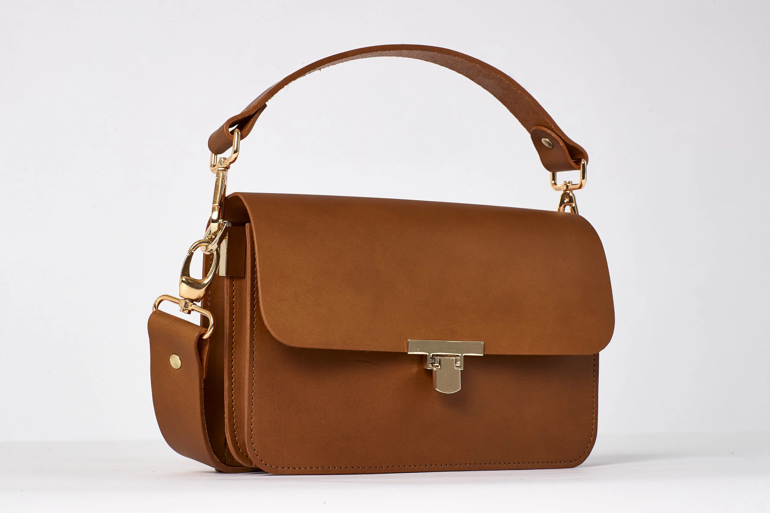 20190213_Carloe_London_NewStrap_2041_web.jpg