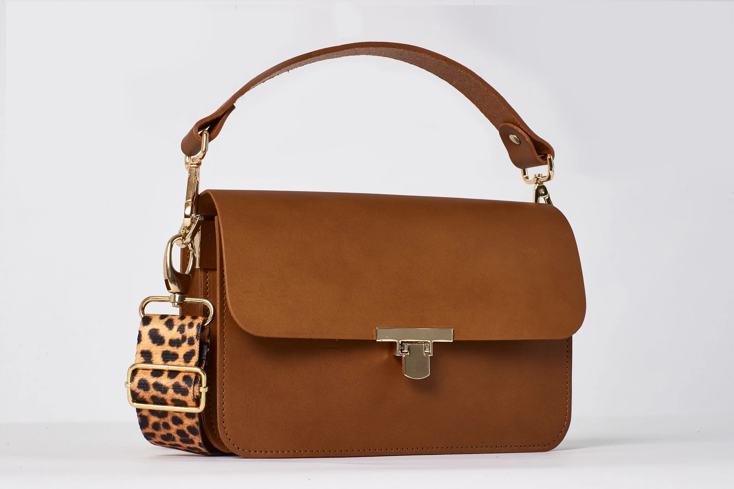 20190213_Carloe_London_NewStrap_2085_web.jpg