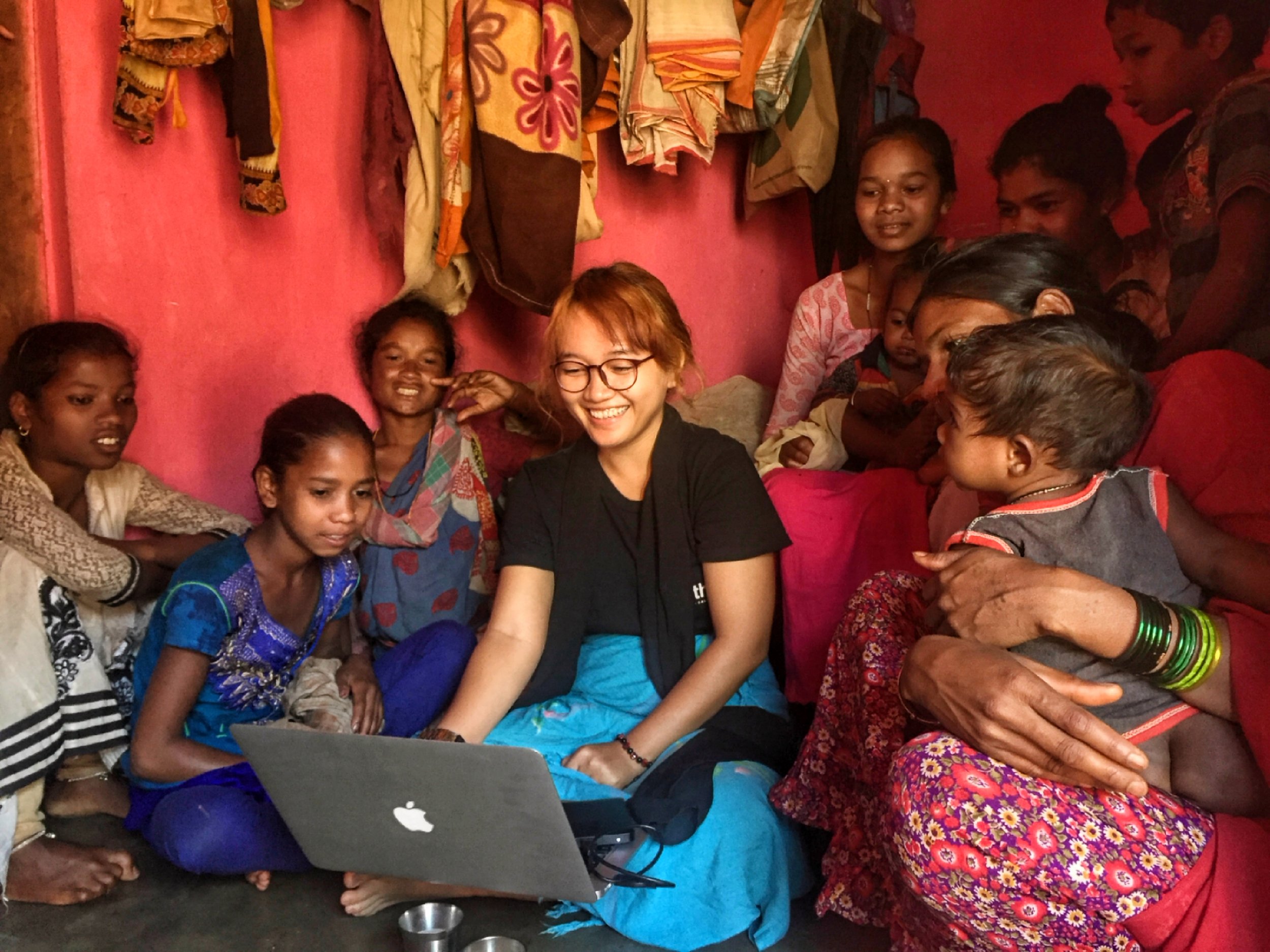 Showing films and videos produced by Ranu Welum to children and youth