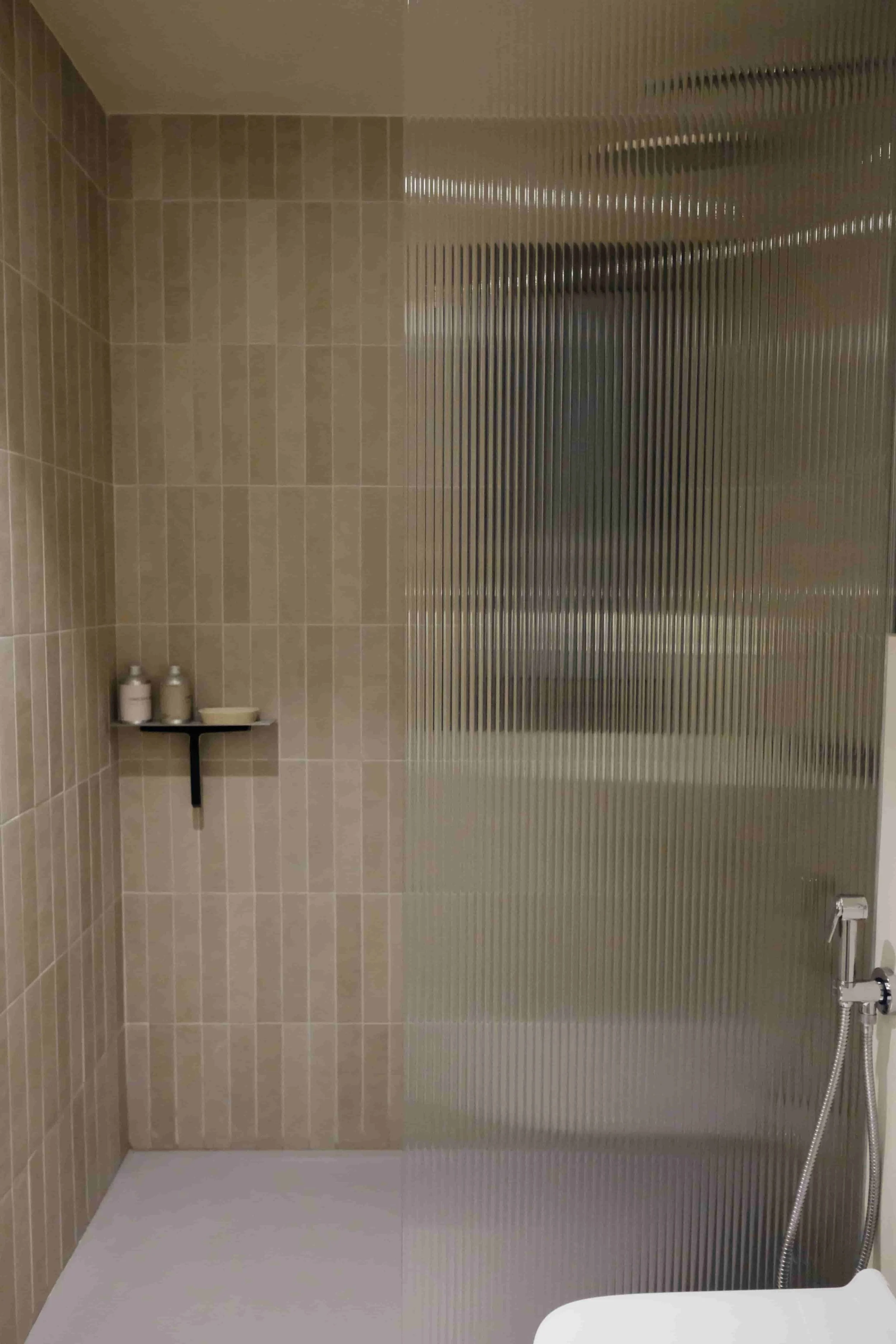 casa costa barcelona bathroom design by biofilico