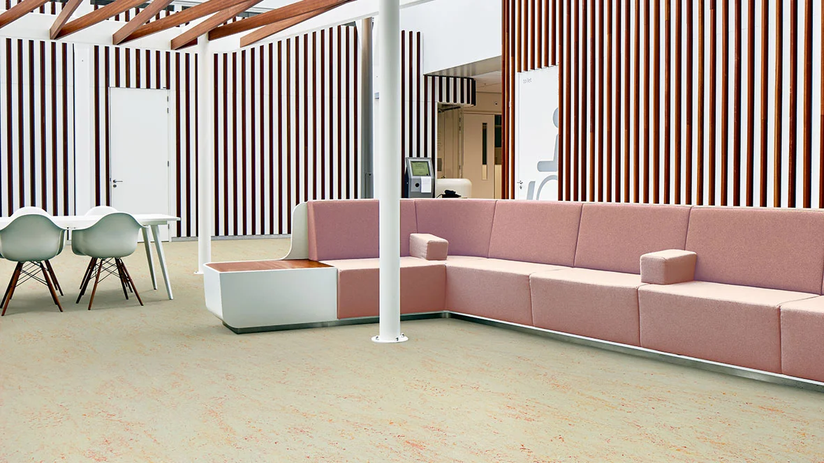 1180x664_Marmoleum_Splash_3432.jpg