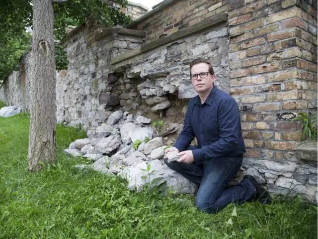 Concern grows as historic London wall crumbles