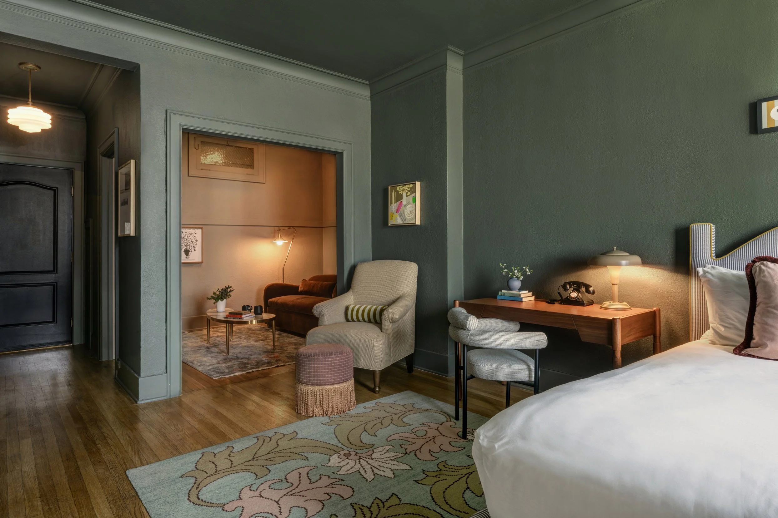 CASSPhoto_MarQueenHotel_17.jpg