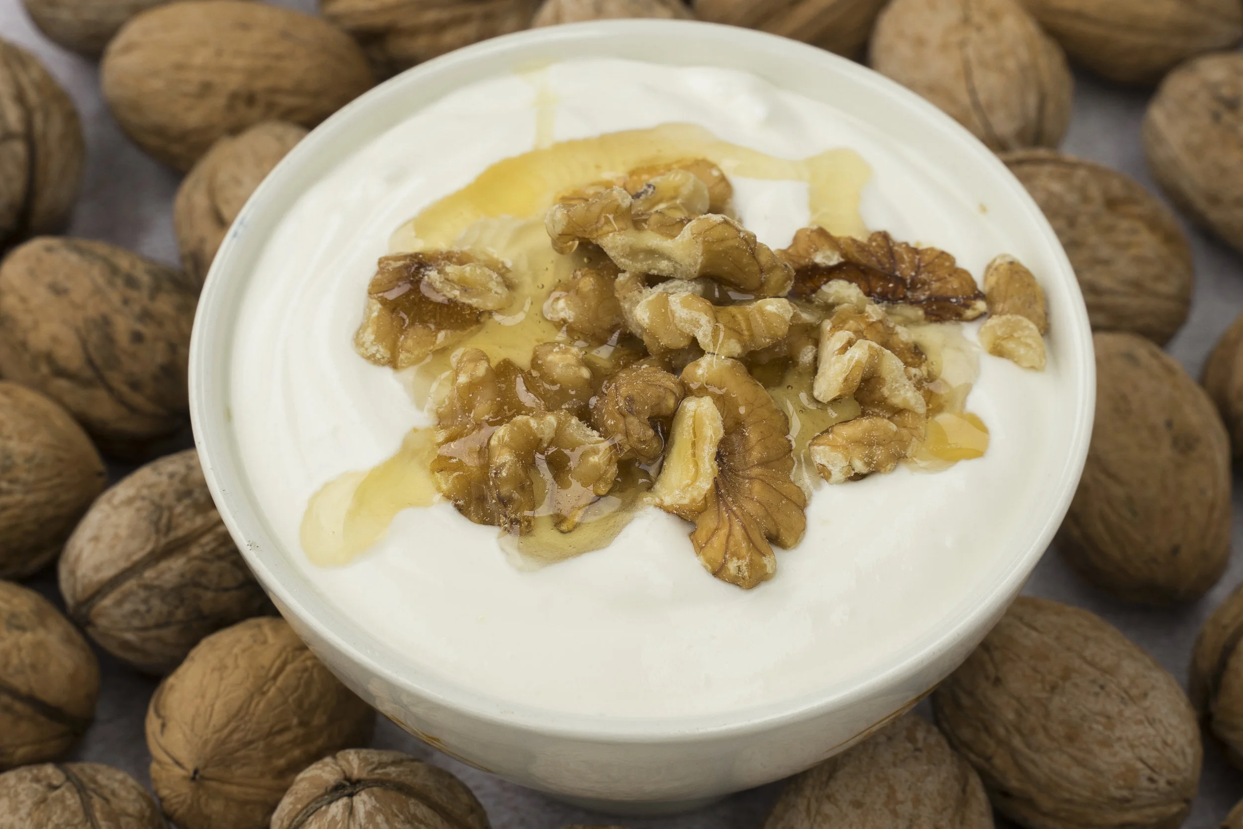 Yoghurt met walnoten en honing