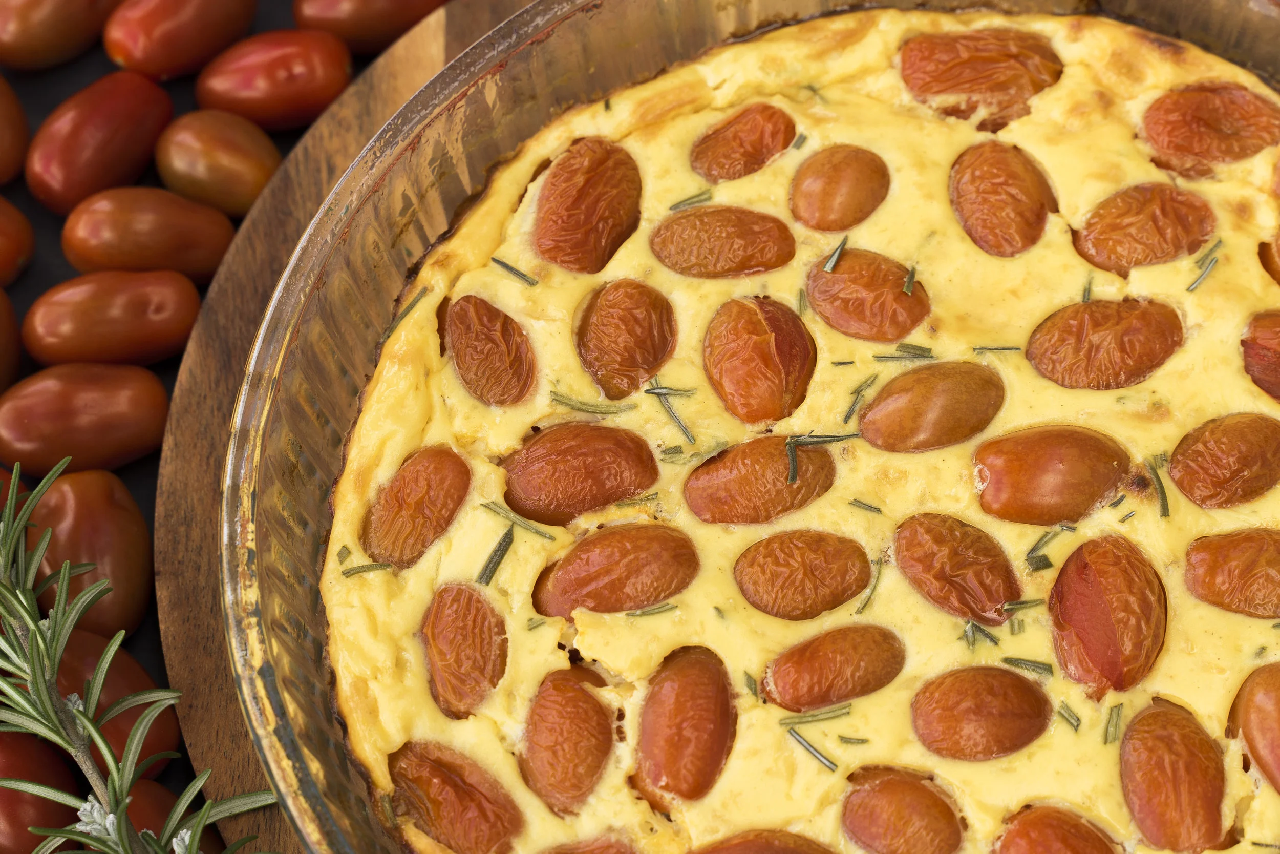 Omelet uit de oven met ricotta en tomaten