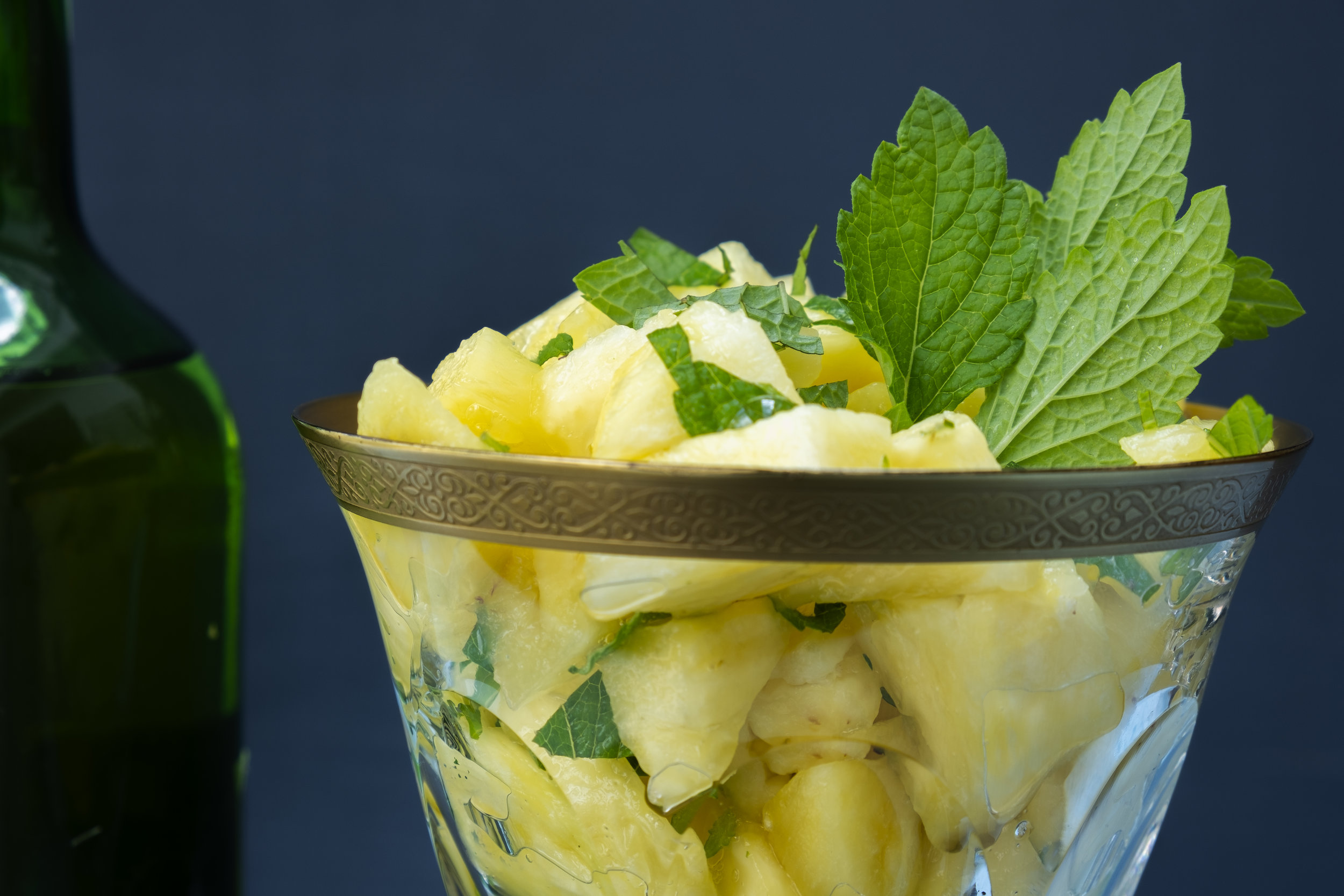 Ananas met port en munt