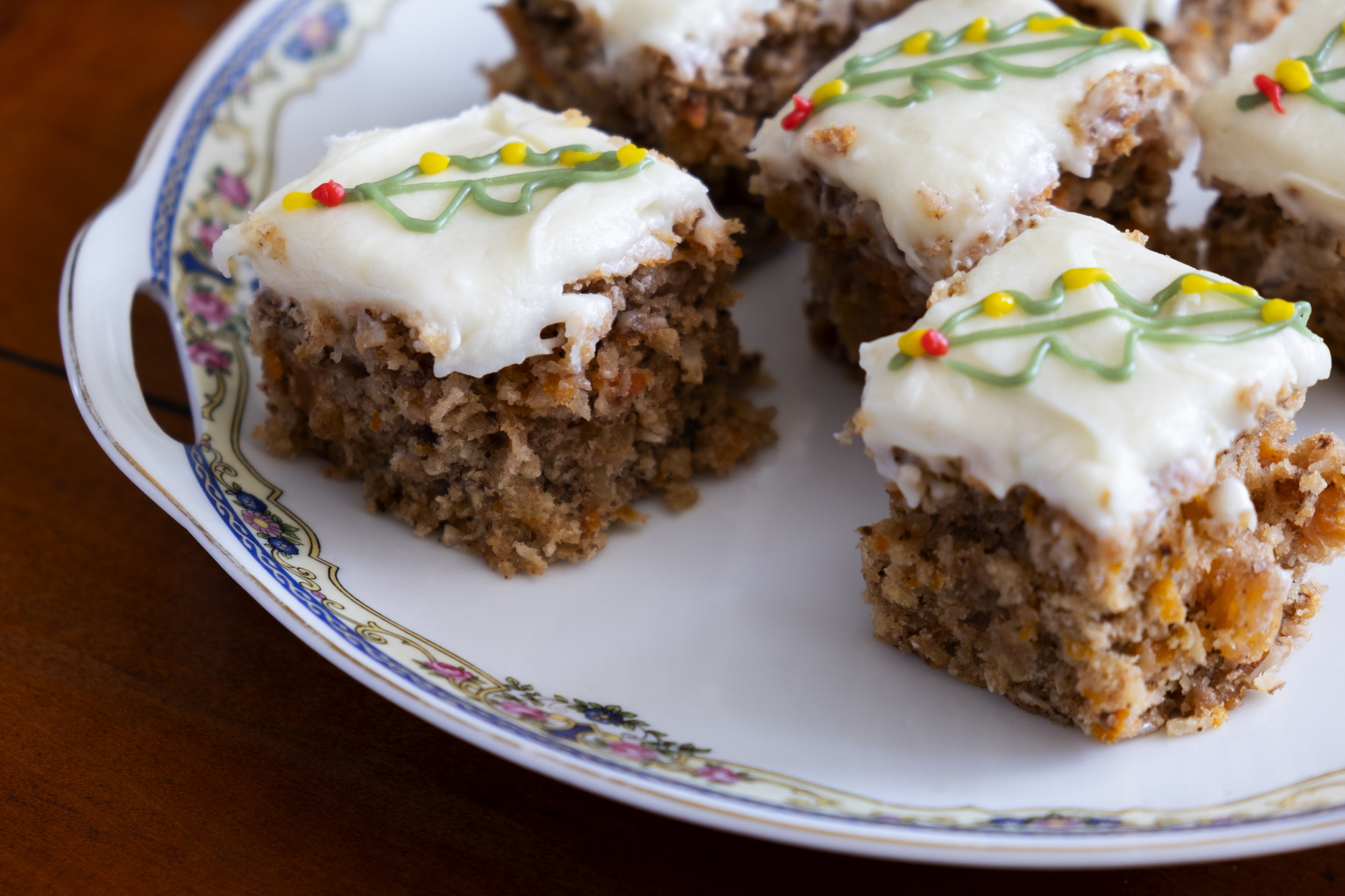 Carrotcake met roomkaas glazuur