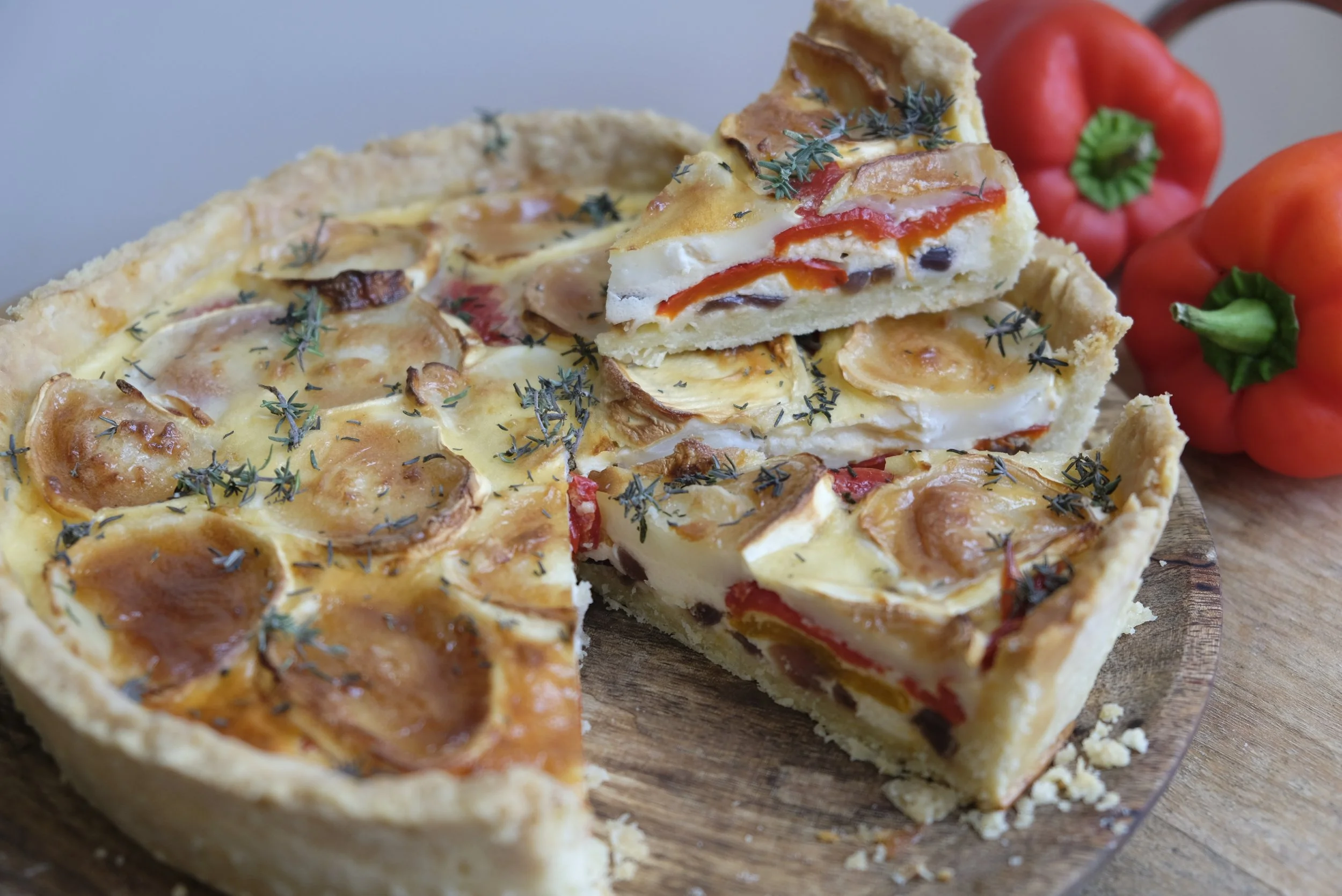 Quiche met geroosterde paprika en geitenkaas