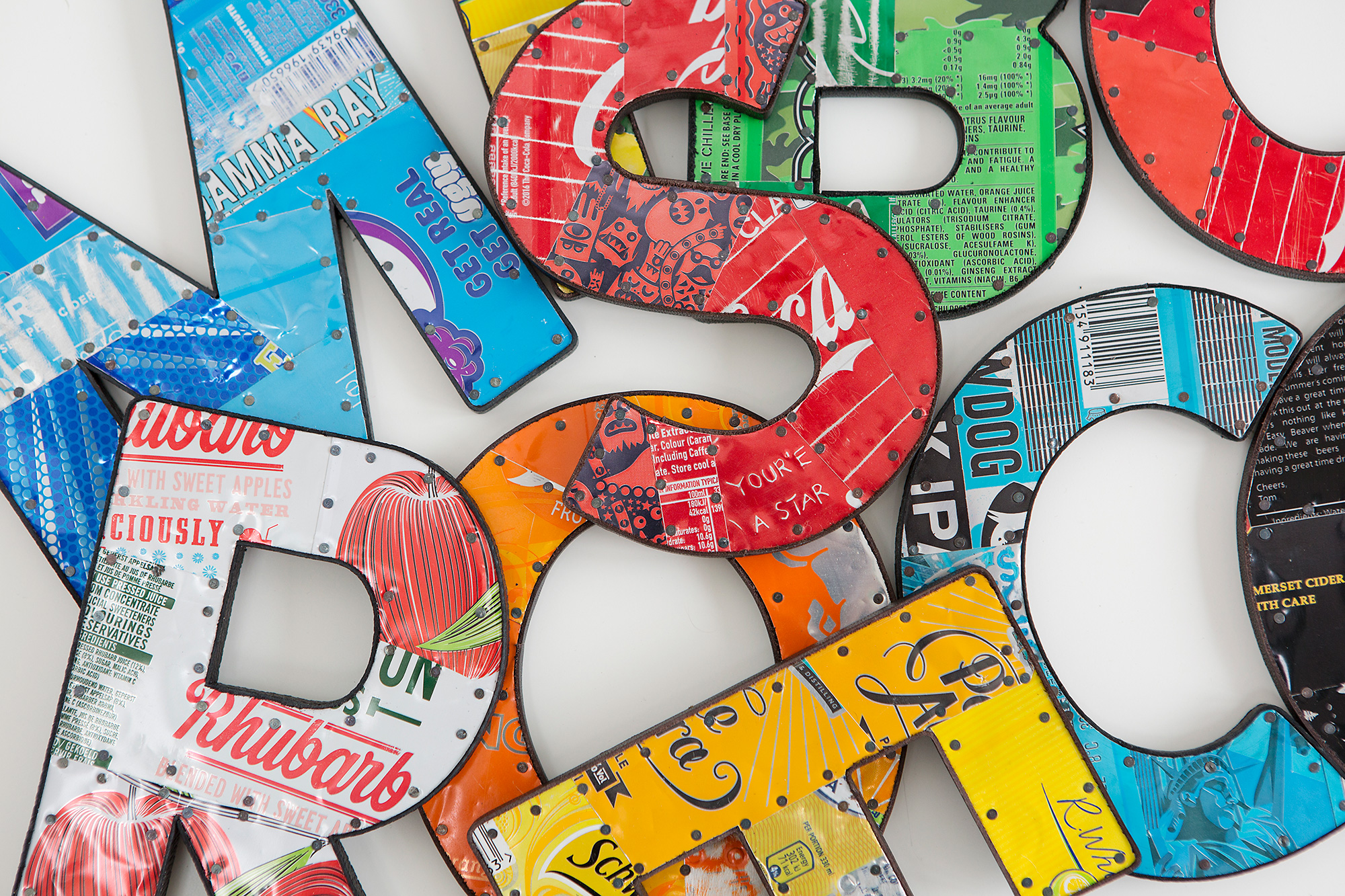 drinks can ecoart letters tin