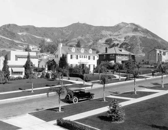 In this view from West Hollywood in the 20's, we can see the newly laid-out streets, the large, spacious homes for the rich, and the hills of Laurel Canyon in the background.
