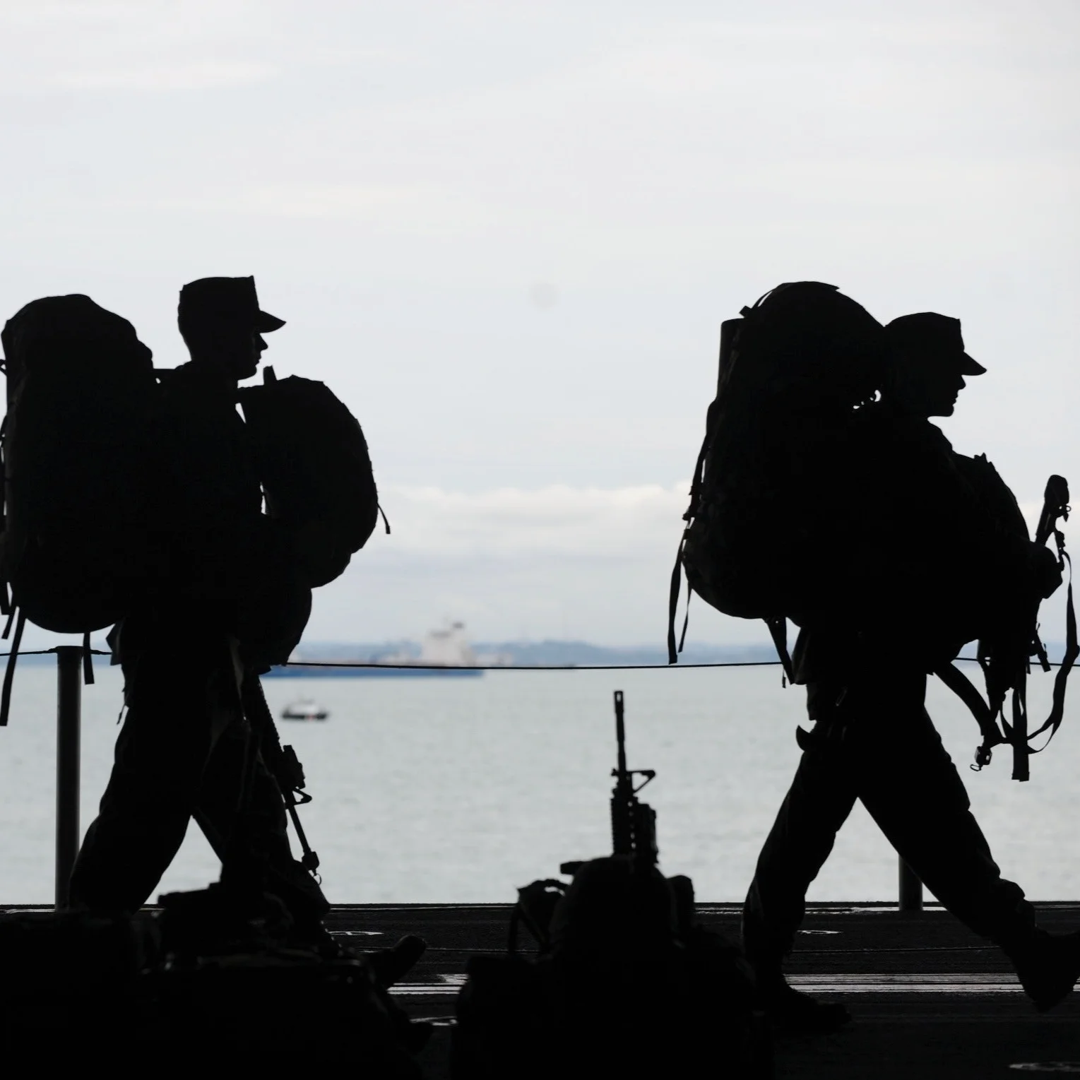 military-people-sea-40820.jpg