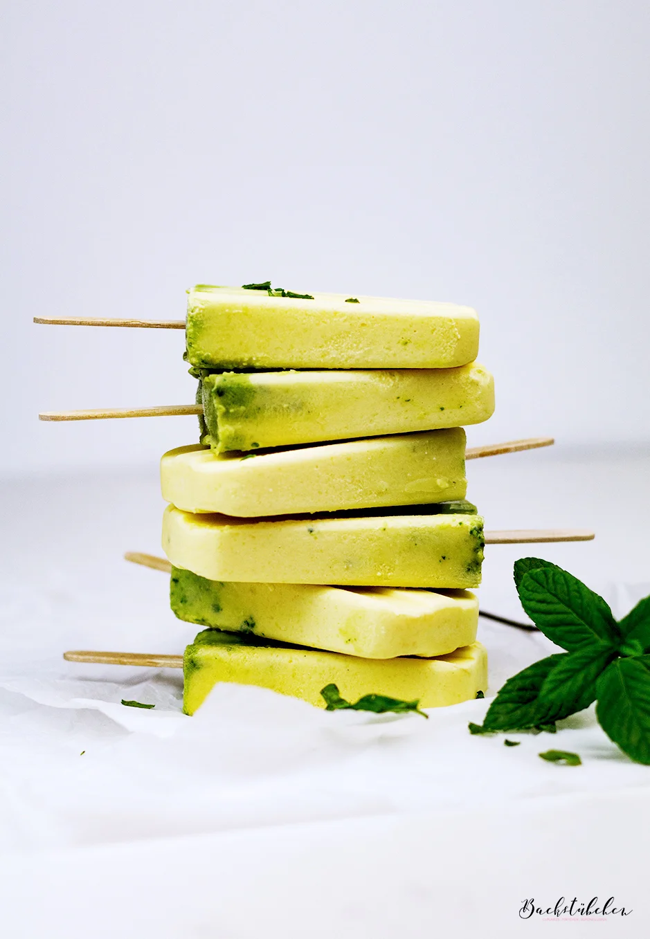 mango-kokosmilch-popsicles.jpg