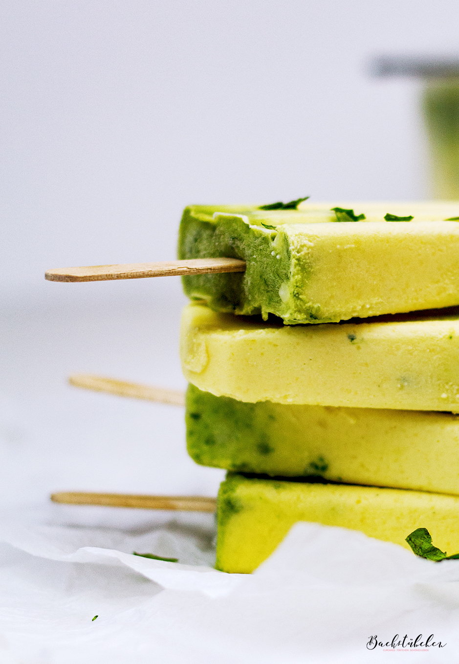 mango-kokosmilch-popsicles6.jpg