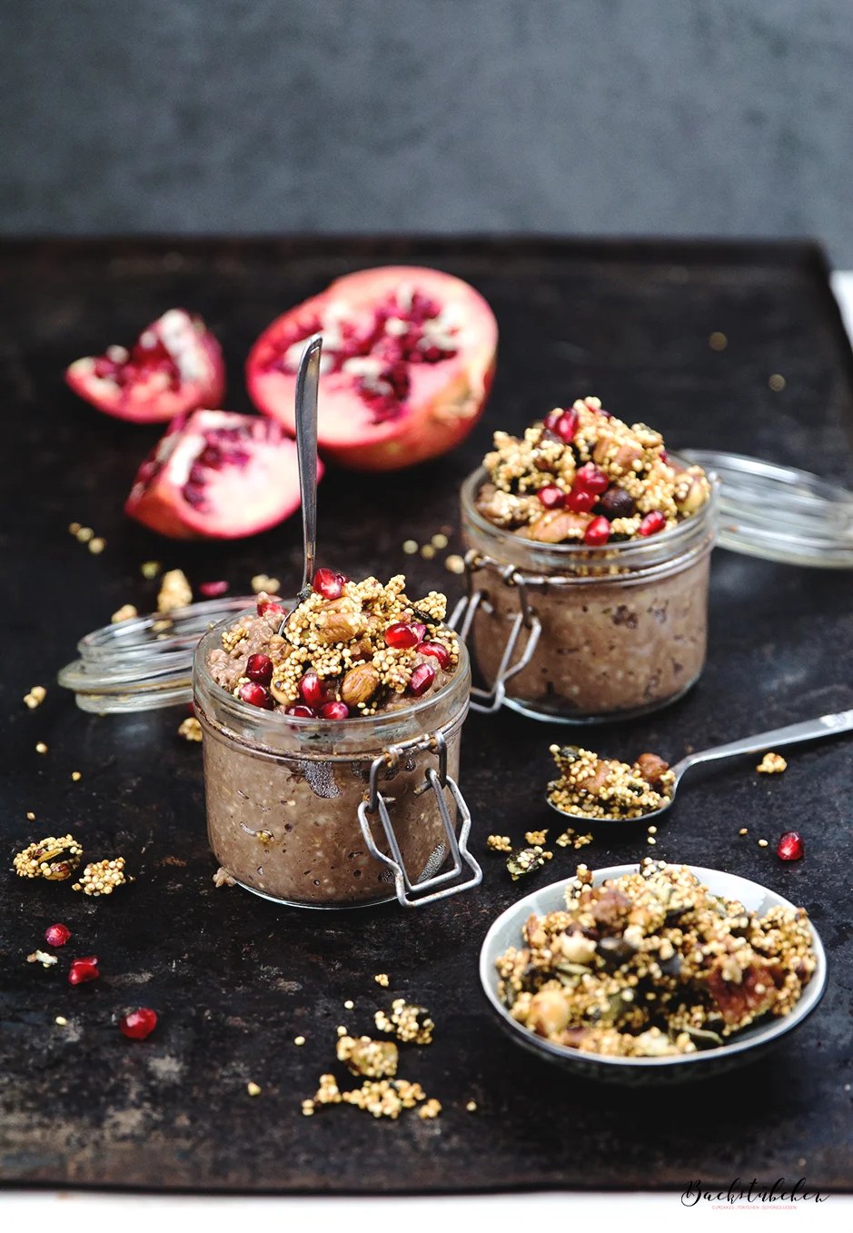 schoko porridge mit quinoa crunch6.jpg