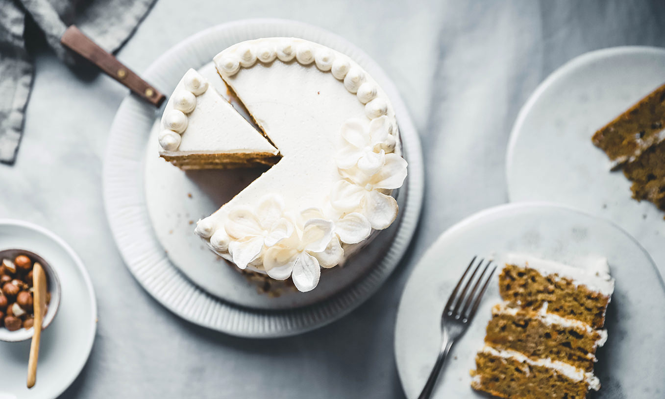 Saftiger Karottenkuchen von oben