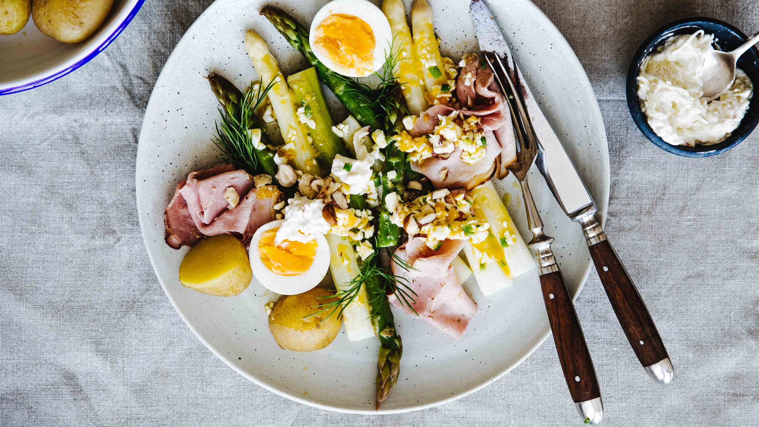 Spargel mit Bozner Soße und Apfelkren — Backstübchen