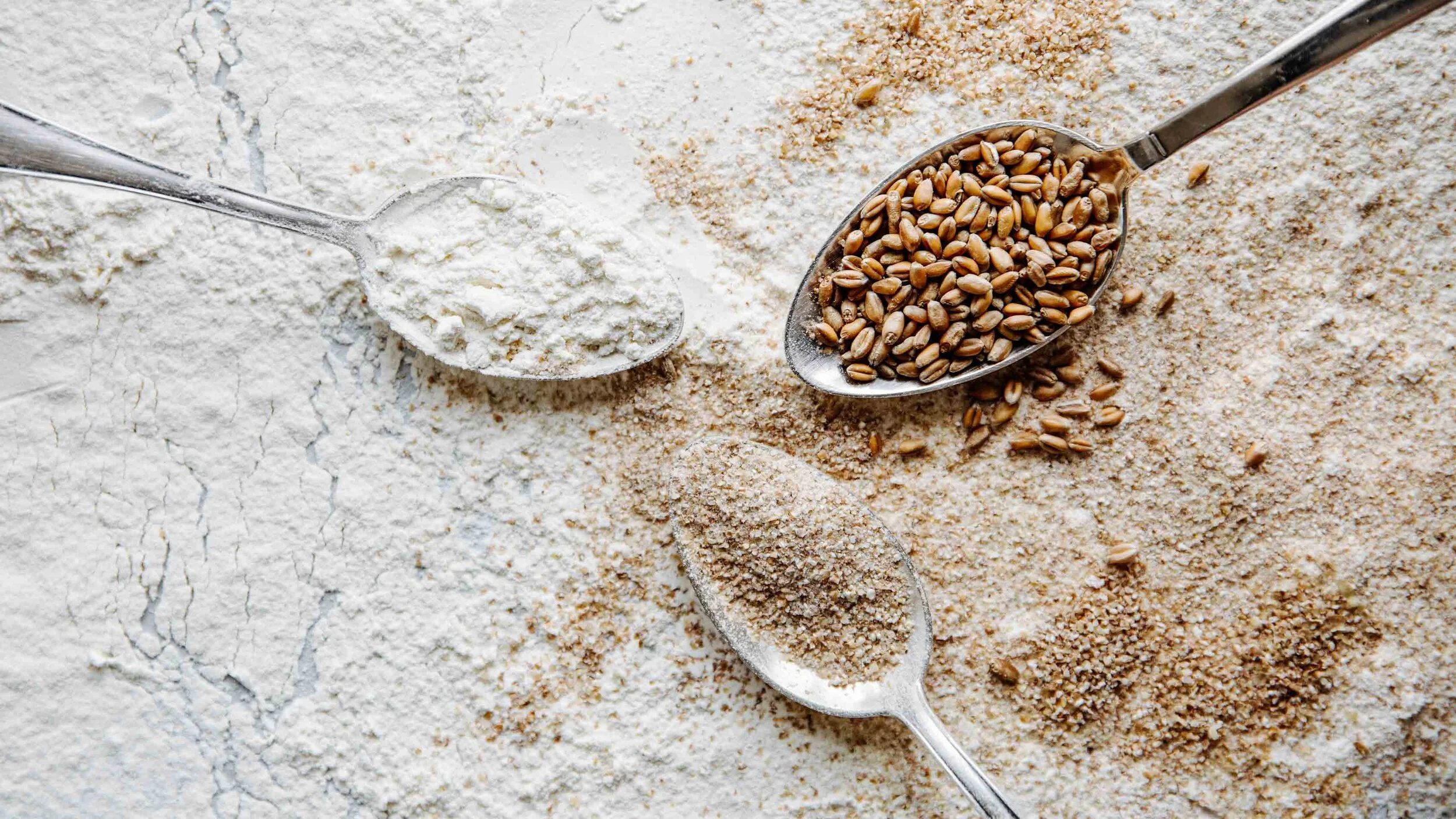 Unterschied Dinkel Und Weizenmehl Beim Backen www.dasbackstuebchen.de