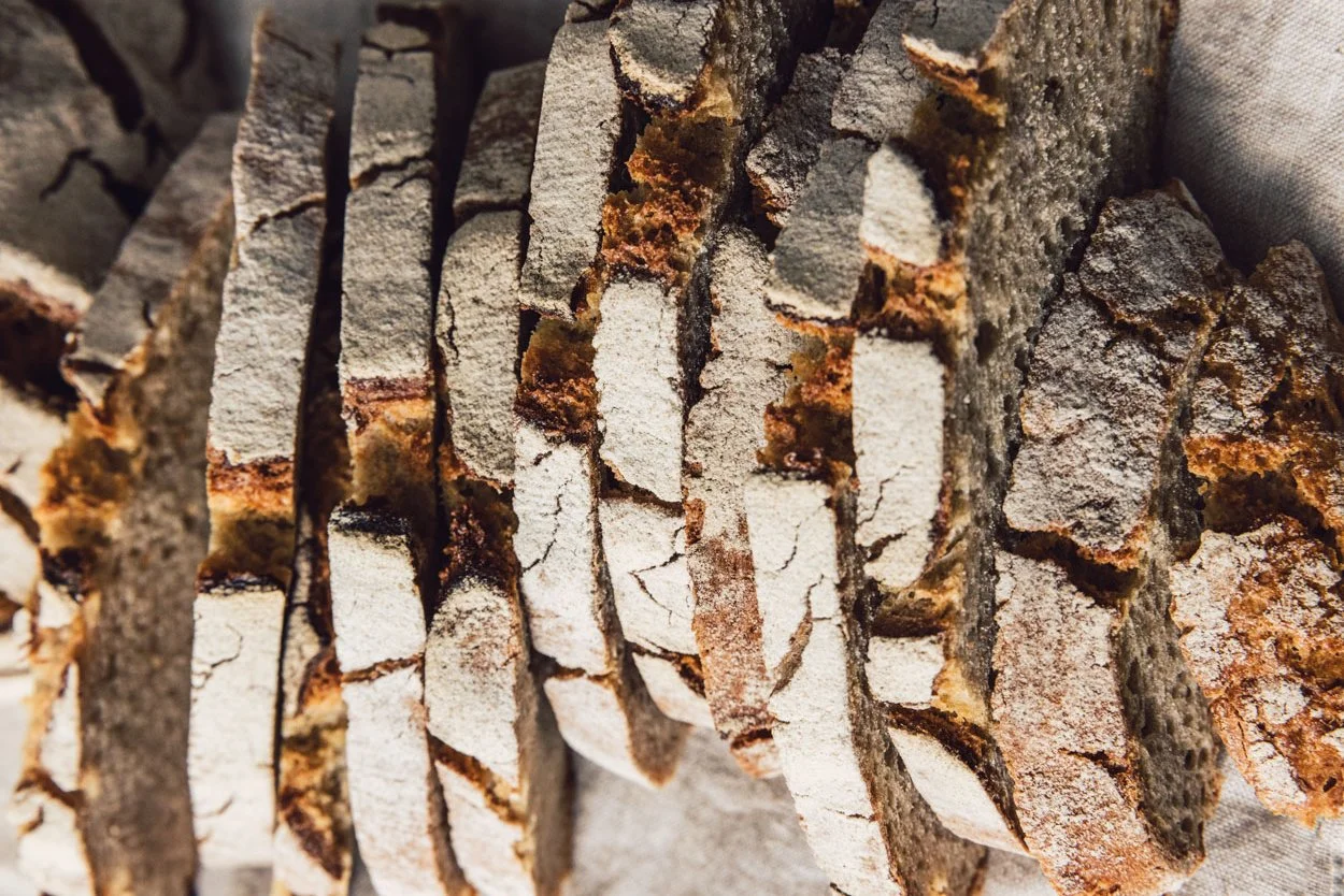 Roggenbrote backen – Tipps für das Verarbeiten von Roggen 