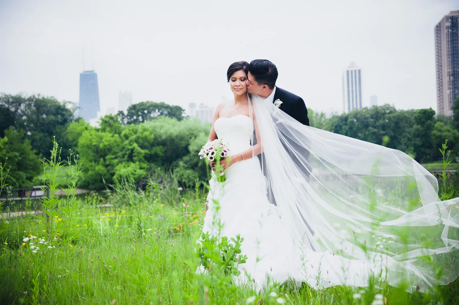 Lisa-Marie-Cerny-Chicago-wedding-photographer-020.jpg