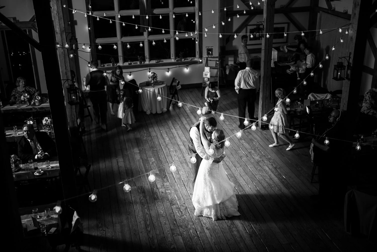 Lisa-Marie-Cerny-Chicago-wedding-photographer-57.jpg